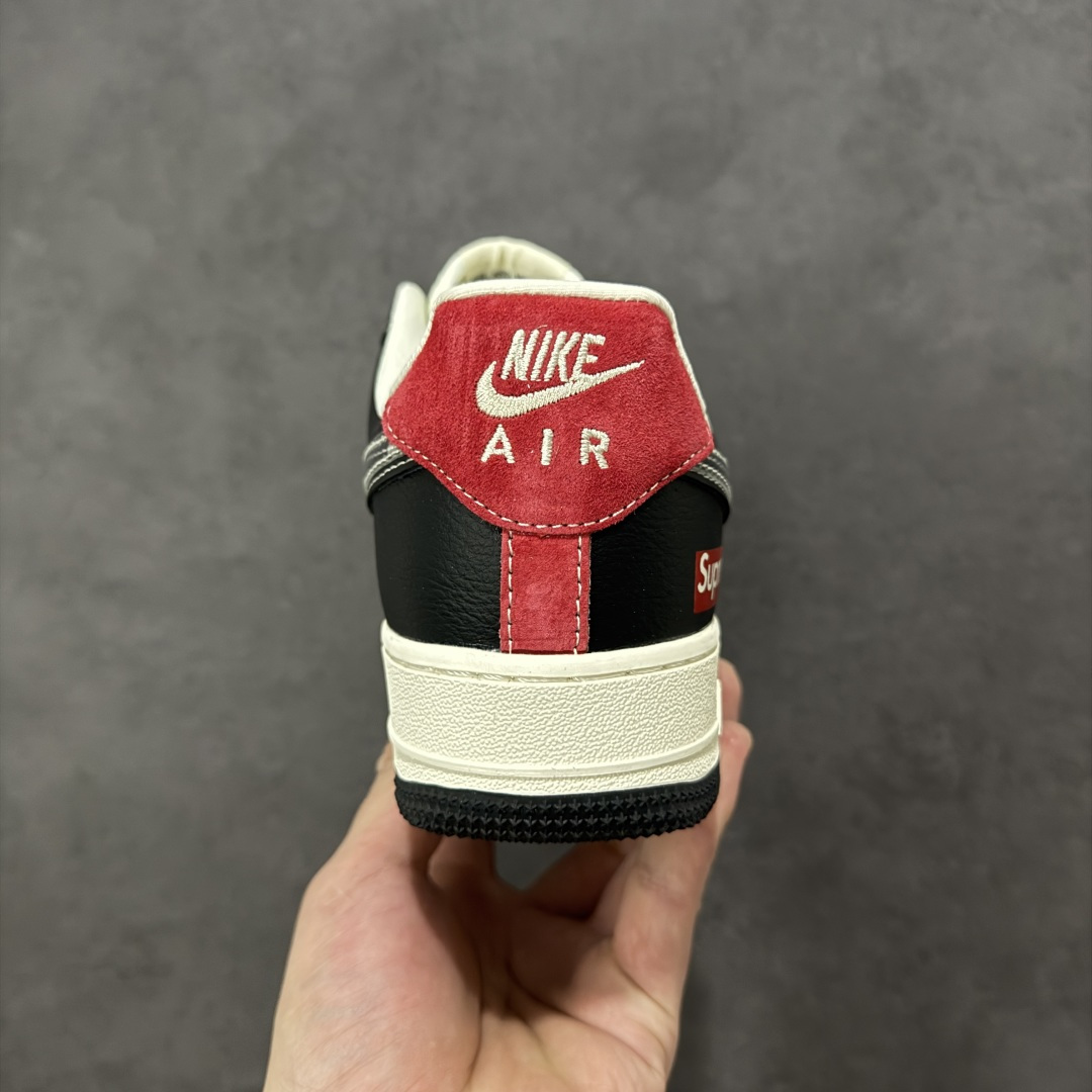 图片[4]-【定制版】Nike Air Force 1\’07 Low Supreme联名 米黑红 空军一号低帮休闲板鞋  #原楦头原纸板 原装鞋盒 定制五金配件 内置全掌气垫 原厂鞋底 货号：DF0188-106  尺码：36 36.5 37.5 38 38.5 39 40 40.5 41 42 42.5 43 44 44.5 45-选品中心
