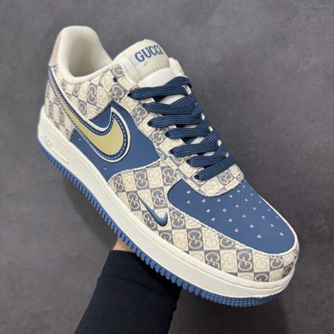 图片[3]-【定制版】Nike Air Force 1\’07 Low 联名 米白蓝 空军一号低帮休闲板鞋 XL1979-127  #定制鞋盒 大厂纯原品质出货 超高清洁度 皮料切割干净无任何毛边 细节完美  尺码：36 36.5 37.5 38 38.5 39 40 40.5 41 42 42.5 43 44 44.5 45 编码：HXSA310320-选品中心