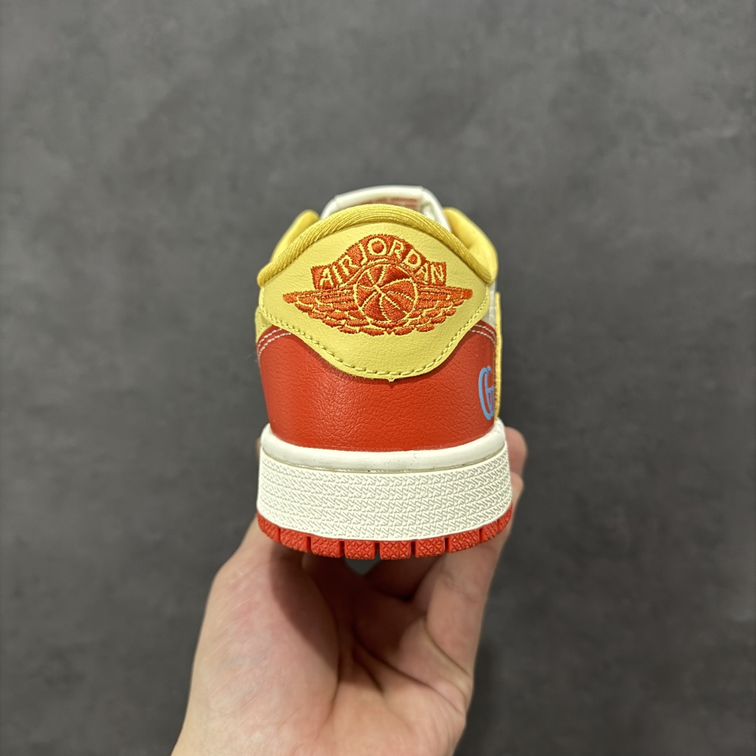 图片[4]-【定制版】#Louis Vuitton x Air Jordan 1 Low 定制配色 Lv联名 乔1 AJ1经典低帮休闲百搭板鞋   公司级版本 定制鞋盒 大厂流水生产 超高清洁度 皮料切割干净无任何毛边 细节完美 橡胶大底 耐磨防滑 舒适上脚 货号：XB1979-025  尺码：36 36.5 37.5 38 38.5 39 40 40.5 41 42 42.5 43 44 44.5 45 编码：CCB320330-选品中心