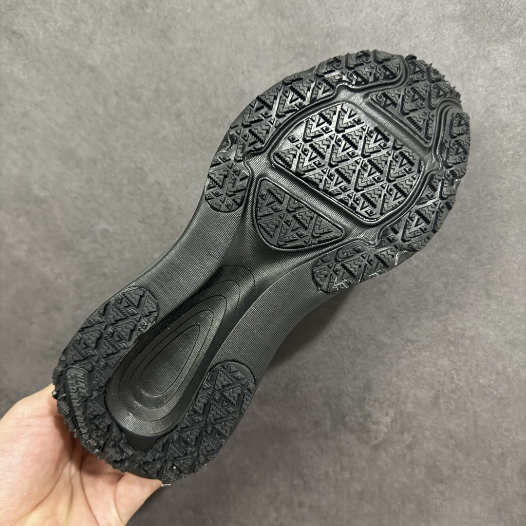 图片[9]-【公司级】Nike VOMERO 18 GTX 耐克 舒适减震防滑 低帮跑步鞋 全掌ReactX泡绵中底 前掌和后跟还配备了Air Zoom气垫单元 据说跑起来更快更舒适哦 这次最大的升级点 首次引入了ReactX泡绵 货号：HQ7002-001 尺码：36-46带半码-选品中心