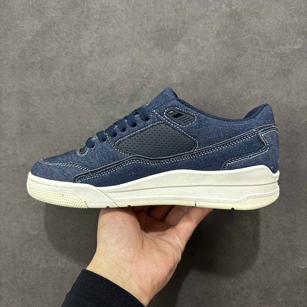 图片[2]-【公司级】Air Jordan Flight Court 乔丹 低帮 复古休闲运动篮球鞋 设计简约又不失复古韵味鞋内的鞋垫柔软且有弹性 能够很好地缓冲落地时的冲击力鞋面的材质贴合脚部 鞋底的纹路设计合理 抓地力很强 货号：IH4489-451 尺码： 39 40 40.5 41 42 42.5 43 44 45 46 编码：XSB200210-选品中心