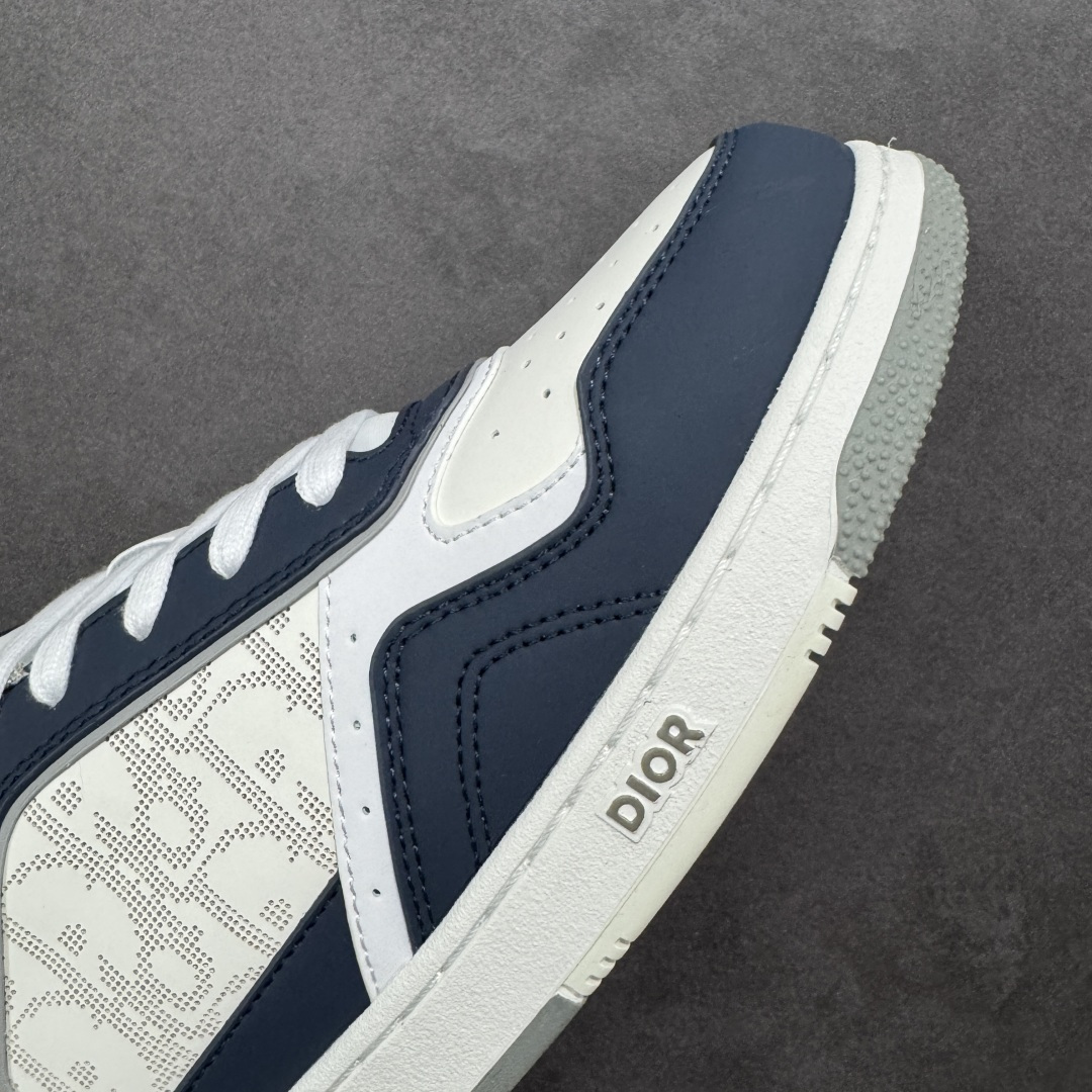 图片[5]-【YH版本】DIOR B27 Low \’Dior Oblique Galaxy 迪奥 低帮 黑色 牛皮织物徽标印花低邦休闲板鞋 这款B27低帮运动鞋是该系列新品，延续Dior的经典款式。采用灰色光滑牛皮革精心制作，侧面饰以米色和黑色Obliquex印花镶片；\”CD Lcons\”造型的鞋带孔眼巧妙精致，双色橡胶鞋底、后侧鞋口和鞋跟处均带有品牌标志性细节，提升格调。时尚百搭，可为各式造型增光添彩。 货号：3SN272ZIR16536 尺码：38 39 40 41 42 43 44 45 46 编码：XSB270280-选品中心