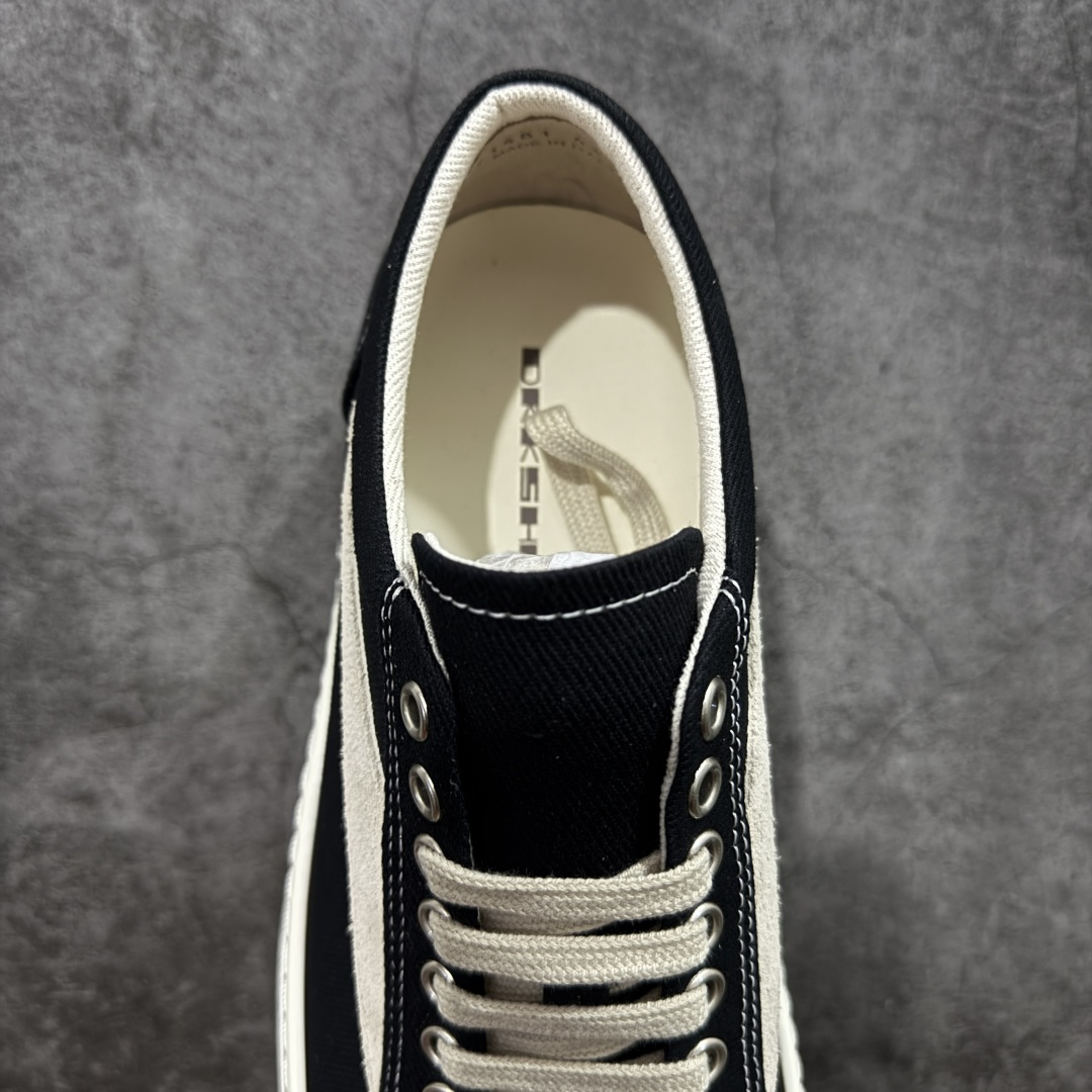 图片[8]-【莞产G版】帆布大匡威RO / Rick Owens DRKSHDW 瑞克·欧文斯 大匡威/低帮厚底/ 水洗牛仔帆布 低帮 西瓜头 【皮料】 东莞原厂进口全新2025年新材质““水洗牛仔斜纹帆布” 【鞋带】 鞋带采用水染定织法工艺，高密度之下，透出光泽感！ 【鞋头】软糯，轻轻按压有牛皮细细的纹理质感！ 【鞋底】TPU大底奶香味！硬度、肤感一比一！鞋底logo钢印清晰正确！ 【鞋垫】独家私人开模压印！牛皮贴面，双层复合！ 【尺码】 ：36 37 38 39 40 41 42 43 44 45 46！-选品中心