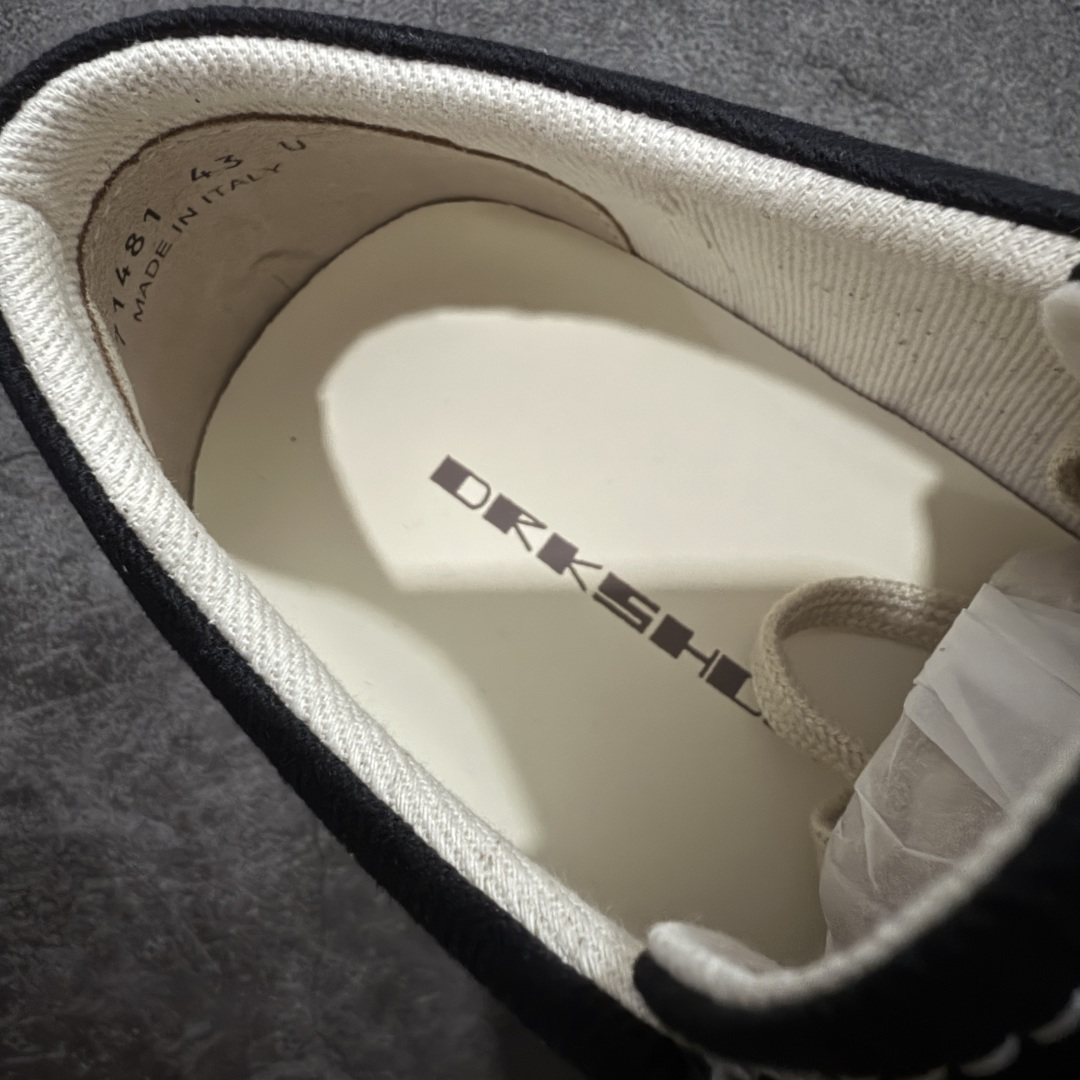 图片[6]-【莞产G版】帆布大匡威RO / Rick Owens DRKSHDW 瑞克·欧文斯 大匡威/低帮厚底/ 水洗牛仔帆布 低帮 西瓜头 【皮料】 东莞原厂进口全新2025年新材质““水洗牛仔斜纹帆布” 【鞋带】 鞋带采用水染定织法工艺，高密度之下，透出光泽感！ 【鞋头】软糯，轻轻按压有牛皮细细的纹理质感！ 【鞋底】TPU大底奶香味！硬度、肤感一比一！鞋底logo钢印清晰正确！ 【鞋垫】独家私人开模压印！牛皮贴面，双层复合！ 【尺码】 ：36 37 38 39 40 41 42 43 44 45 46！-选品中心