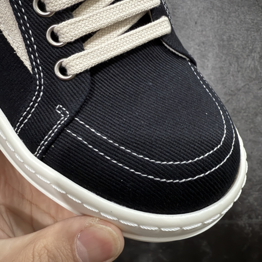 图片[4]-【莞产G版】帆布大匡威RO / Rick Owens DRKSHDW 瑞克·欧文斯 大匡威/低帮厚底/ 水洗牛仔帆布 低帮 西瓜头 【皮料】 东莞原厂进口全新2025年新材质““水洗牛仔斜纹帆布” 【鞋带】 鞋带采用水染定织法工艺，高密度之下，透出光泽感！ 【鞋头】软糯，轻轻按压有牛皮细细的纹理质感！ 【鞋底】TPU大底奶香味！硬度、肤感一比一！鞋底logo钢印清晰正确！ 【鞋垫】独家私人开模压印！牛皮贴面，双层复合！ 【尺码】 ：36 37 38 39 40 41 42 43 44 45 46！-选品中心