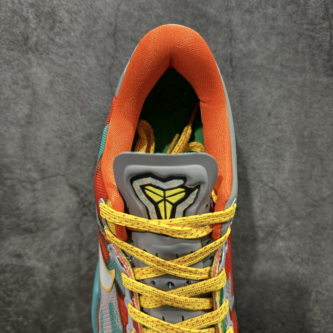 图片[8]-【CK纯原版】Nike Zoom Kobe Ⅷ System 科比8代 男子实战篮球鞋 FQ3548-001 鞋垫升级配备超厚PHYLON中底 前后掌部位搭载Zoom气垫单元 塑料碳纤维支撑中板 KOBE VII体系的速度模块配备了 PHYLON 中底和在前后掌部位的 Zoom气垫单元，提供快速响应的缓冲。同时，采用低帮弹力鞋口设计，使鞋子能够紧贴脚踝提供更好的支撑。速度模块采用贴合脚面的舒适包裹设计，摒弃传统的鞋舌和鞋内套，使球鞋更加轻质。 尺码：39-47.5-选品中心