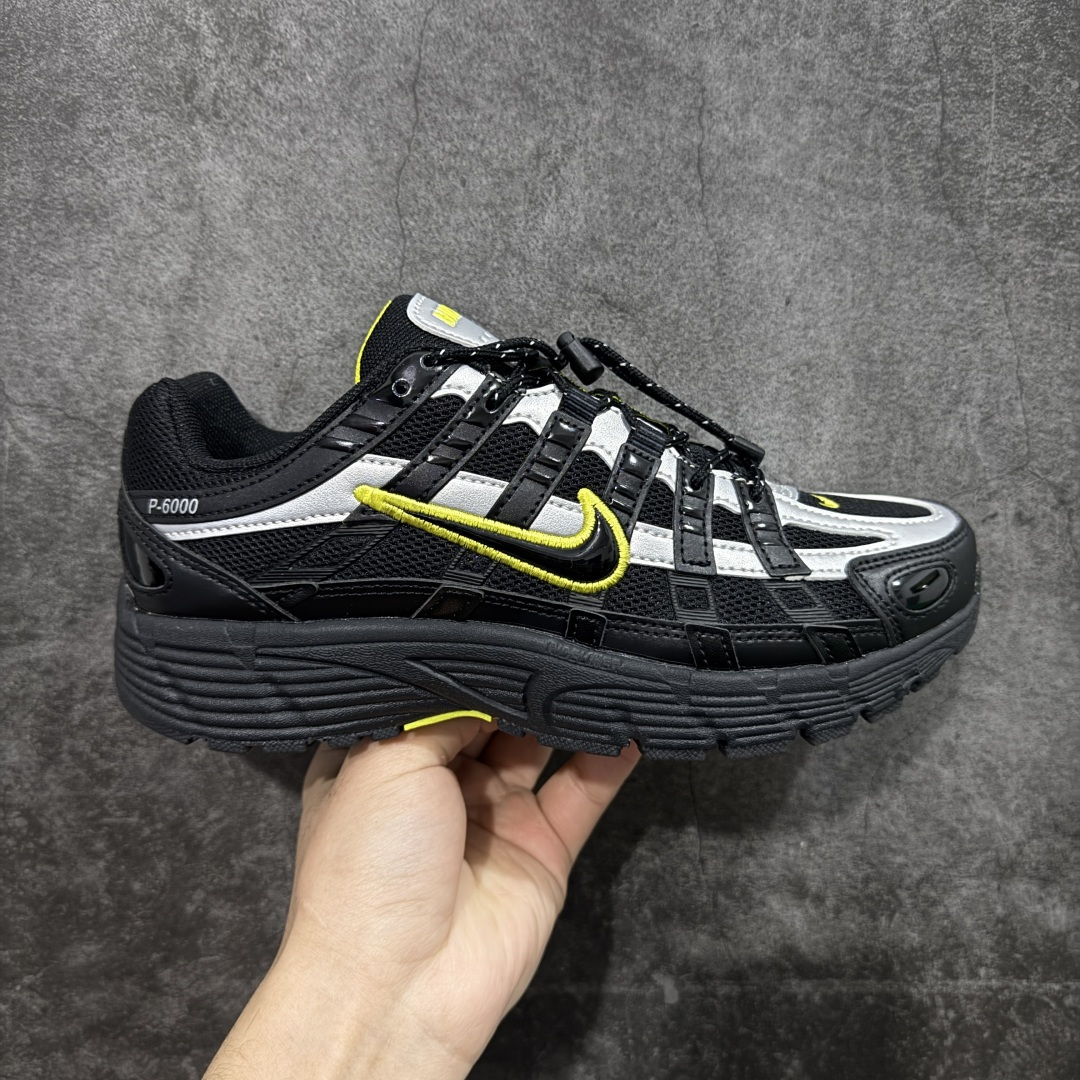 【外贸纯原版】Nike P-6000 Premium系列低帮复古老爹风休闲运动舒适慢跑鞋 FV0943-001 最大做到47.5 男女码真标半码制 升级原楦原纸版数据开发版型 采用硬质牛剖革组合透气网面材质 正确3层组织中底搭载EVA轻量缓震嵌入双层革新物料鞋垫,外置防滑耐磨橡胶底片❗ 尺码：36-47.5-选品中心