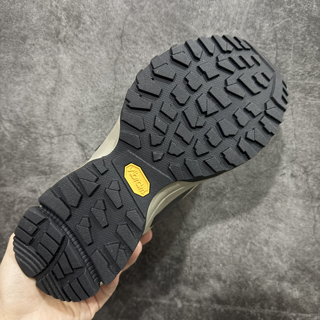 图片[9]-【Top版本】凯乐石KAILAS 界山GTX 户外运动 防滑耐磨防水 低帮 登山徒步鞋 男款 KAILAS凯乐石品牌是全球三大全系攀登品牌之一，于2003年创立于中国广州，致力于为有攀登梦想的户外运动员及爱好者，研发制造功能性专业装备，满足他们在极限环境下安全舒适的需求，凯乐石专注于科技面料的开发及专业功能设计，产品线覆盖登山、攀岩、徒步、越野跑山、露营、旅行等多项户外运动，通过运动员的测试反馈，不断进化迭代，产品荣获国内外大奖71座，发明专利21个，更突破性的自主研发攀登器械，打造出中国的攀登硬实力 尺码：39 40 41 42 43 44 45-选品中心