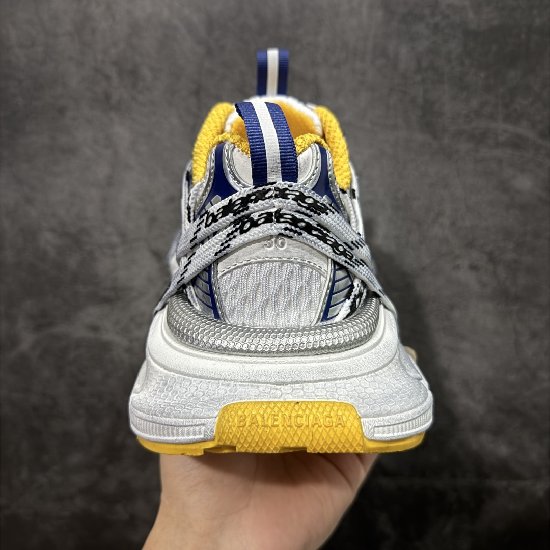 图片[4]-【纯原GO版本】Balenciaga 巴黎世家全新3XL极限绑带 全新十代潮流跑鞋 采用环保天空革与网眼织物鞋面材质 中底搭载轻量发泡EVA缓震中底 组合防滑橡胶大底 增加全新设计 在延续 Track Trainer 户外轮廓和复杂鞋面结构的同时 更具复古风格 尺码：35-46-选品中心
