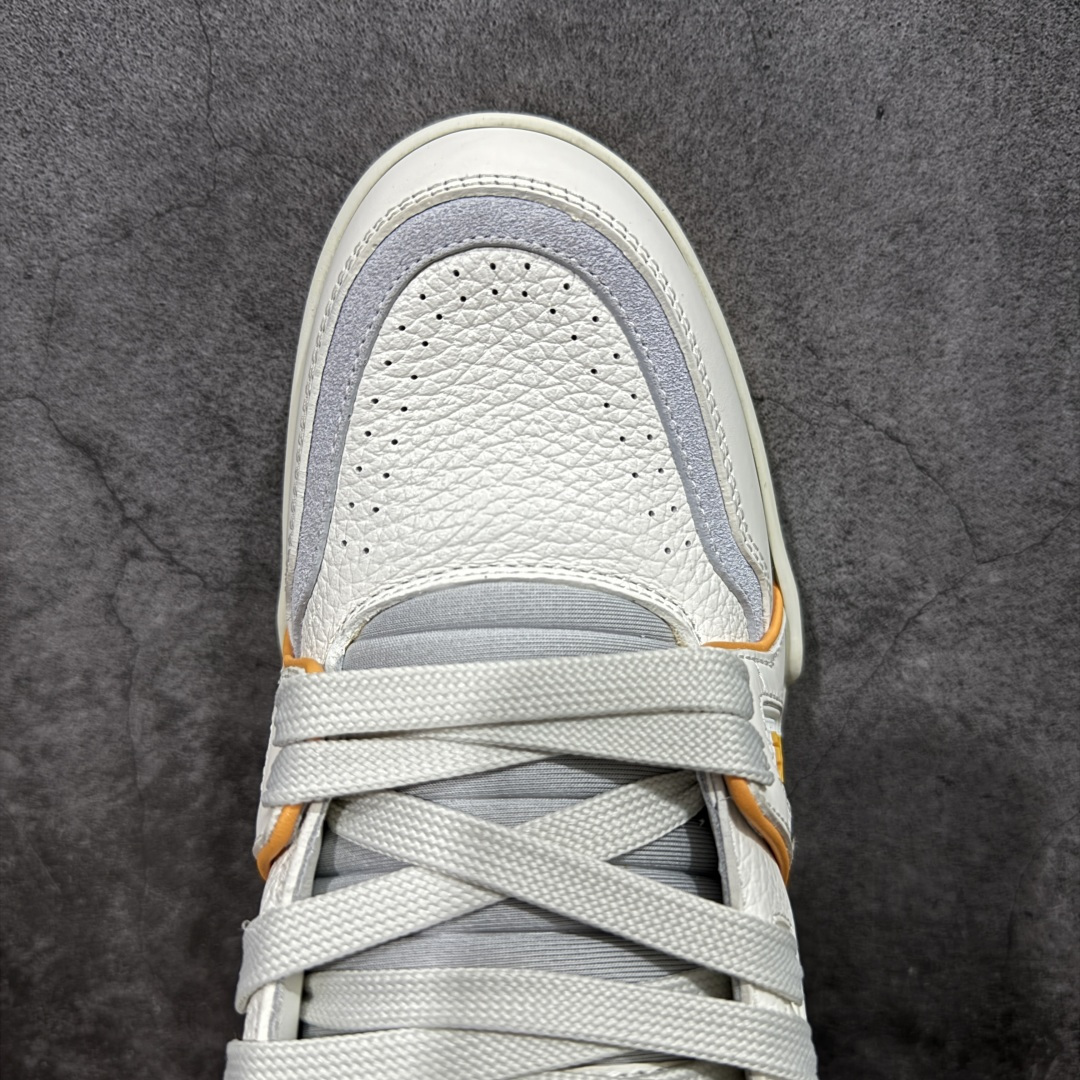 图片[5]-【天花板/Goat版】 市场最强版 没有之一的存在💪🏻 Louis Vuitton LV Trainer 系列全新版上架 手里有正品的可以对比下🆚懂货的看细节‼️ 此版品质是市场从未达到的新高度！ 整体版型 皮料 牛仔布的色差 压花纹路清晰度 后跟版型等等 都可以自行对比[机智]吊打市场所有货，怒甩十条街的那种，直接来正品对比图🆚，欢迎拿市场各大工厂的货来对比！ 尺码：35-45码-选品中心