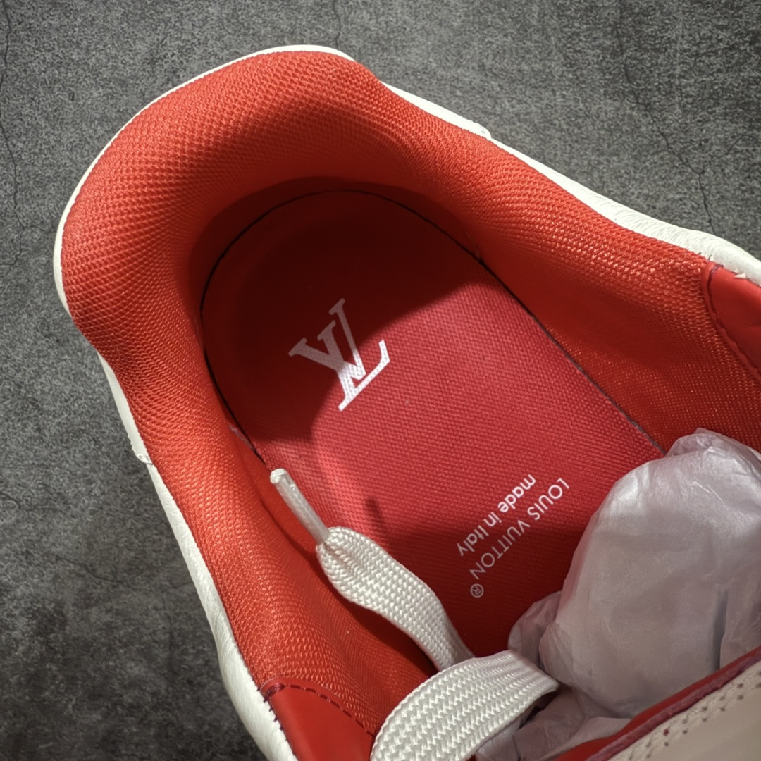 图片[8]-【天花板/Goat版】 市场最强版 没有之一的存在💪🏻 Louis Vuitton LV Trainer 系列全新版上架 手里有正品的可以对比下🆚懂货的看细节‼️ 此版品质是市场从未达到的新高度！ 整体版型 皮料 牛仔布的色差 压花纹路清晰度 后跟版型等等 都可以自行对比[机智]吊打市场所有货，怒甩十条街的那种，直接来正品对比图🆚，欢迎拿市场各大工厂的货来对比！ 尺码：35-45码-选品中心