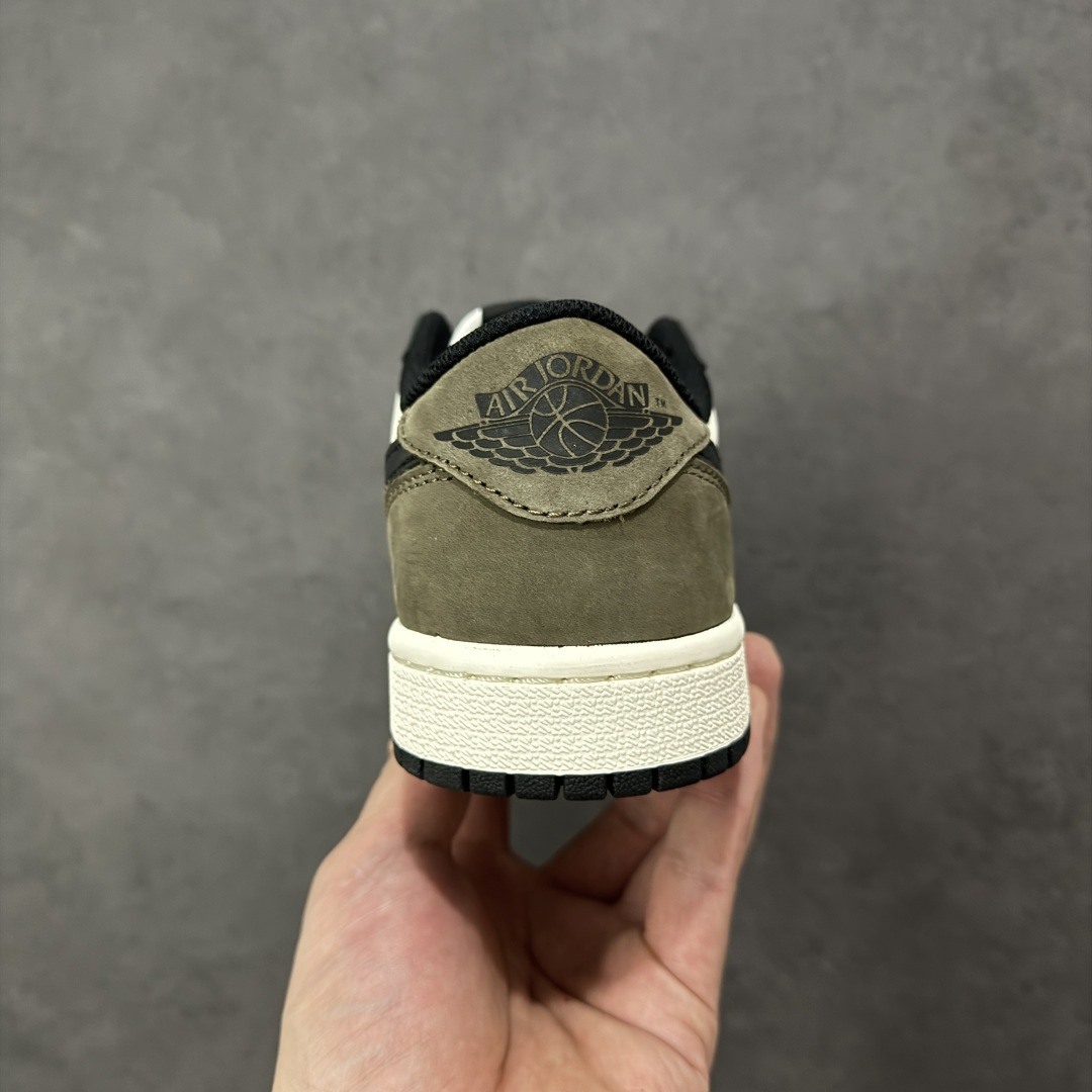 图片[4]-【H11版本】耐克Nike Air Jordan 1 AJ1经典复古经典低帮百搭文化篮球鞋 CZ0790-102 公司级真标半码制#原档案原数据开发版型#采用荔枝纹头层皮革鞋面材质#原厂立体填充鞋舌海绵#中底注胶孔及缜密中底拉帮工艺#原数据开发模具大底 尺码：35.5 36 36.5 37.5 38 38.5 39 40 40.5 41 42 42.5 43 44 44.5 45 46 47.5 48.5 编码：H11B330340-选品中心