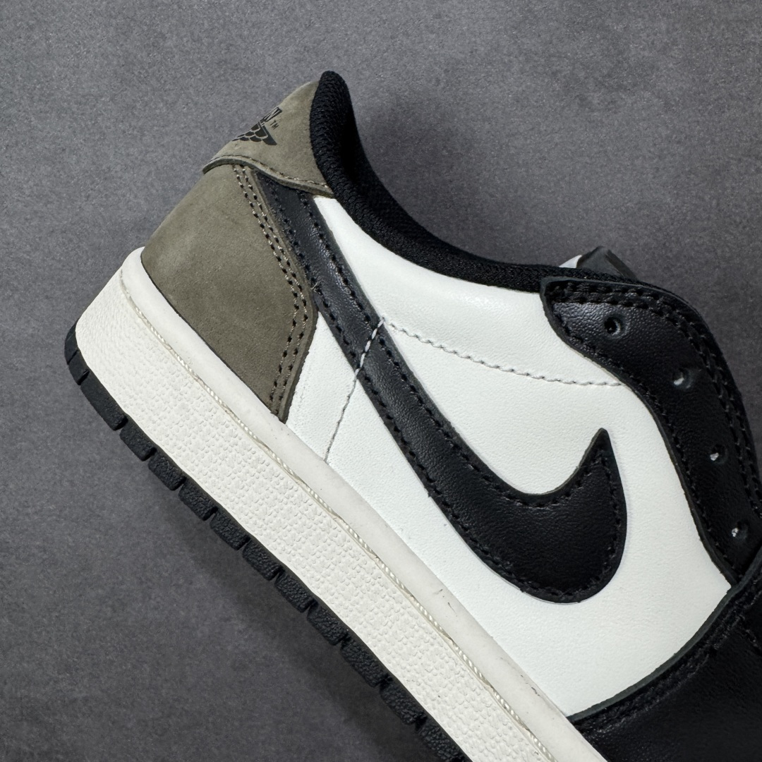 图片[6]-【H11版本】耐克Nike Air Jordan 1 AJ1经典复古经典低帮百搭文化篮球鞋 CZ0790-102 公司级真标半码制#原档案原数据开发版型#采用荔枝纹头层皮革鞋面材质#原厂立体填充鞋舌海绵#中底注胶孔及缜密中底拉帮工艺#原数据开发模具大底 尺码：35.5 36 36.5 37.5 38 38.5 39 40 40.5 41 42 42.5 43 44 44.5 45 46 47.5 48.5 编码：H11B330340-选品中心