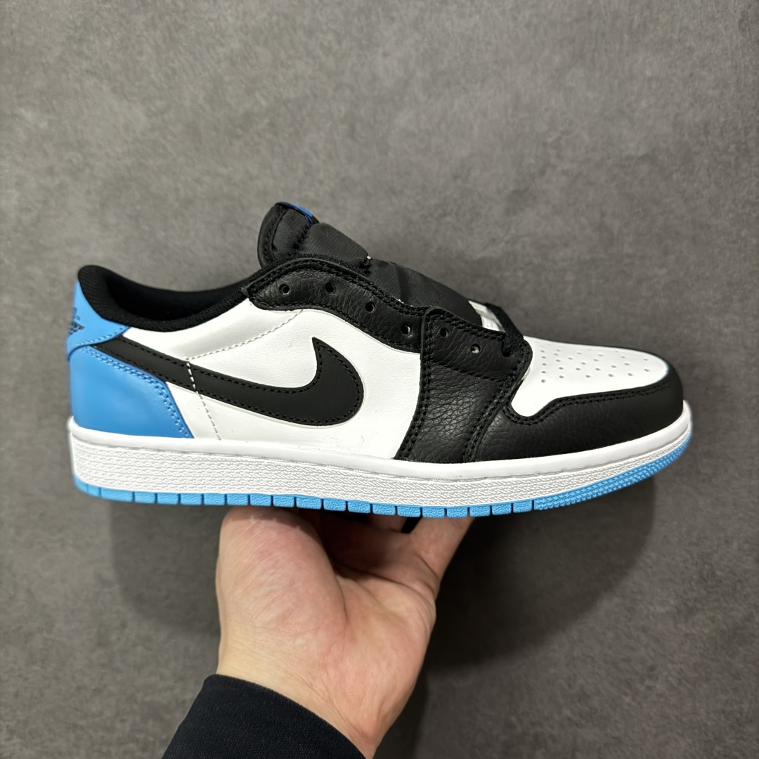 【H11版本】耐克Nike Air Jordan 1 AJ1经典复古经典低帮百搭文化篮球鞋 CZ0790-104 公司级真标半码制#原档案原数据开发版型#采用荔枝纹头层皮革鞋面材质#原厂立体填充鞋舌海绵#中底注胶孔及缜密中底拉帮工艺#原数据开发模具大底 尺码:35.5 36 36.5 37.5 38 38.5 39 40 40.5 41 42 42.5 43 44 44.5 45 46 47.5 48.5 编码:H11B330340-选品中心