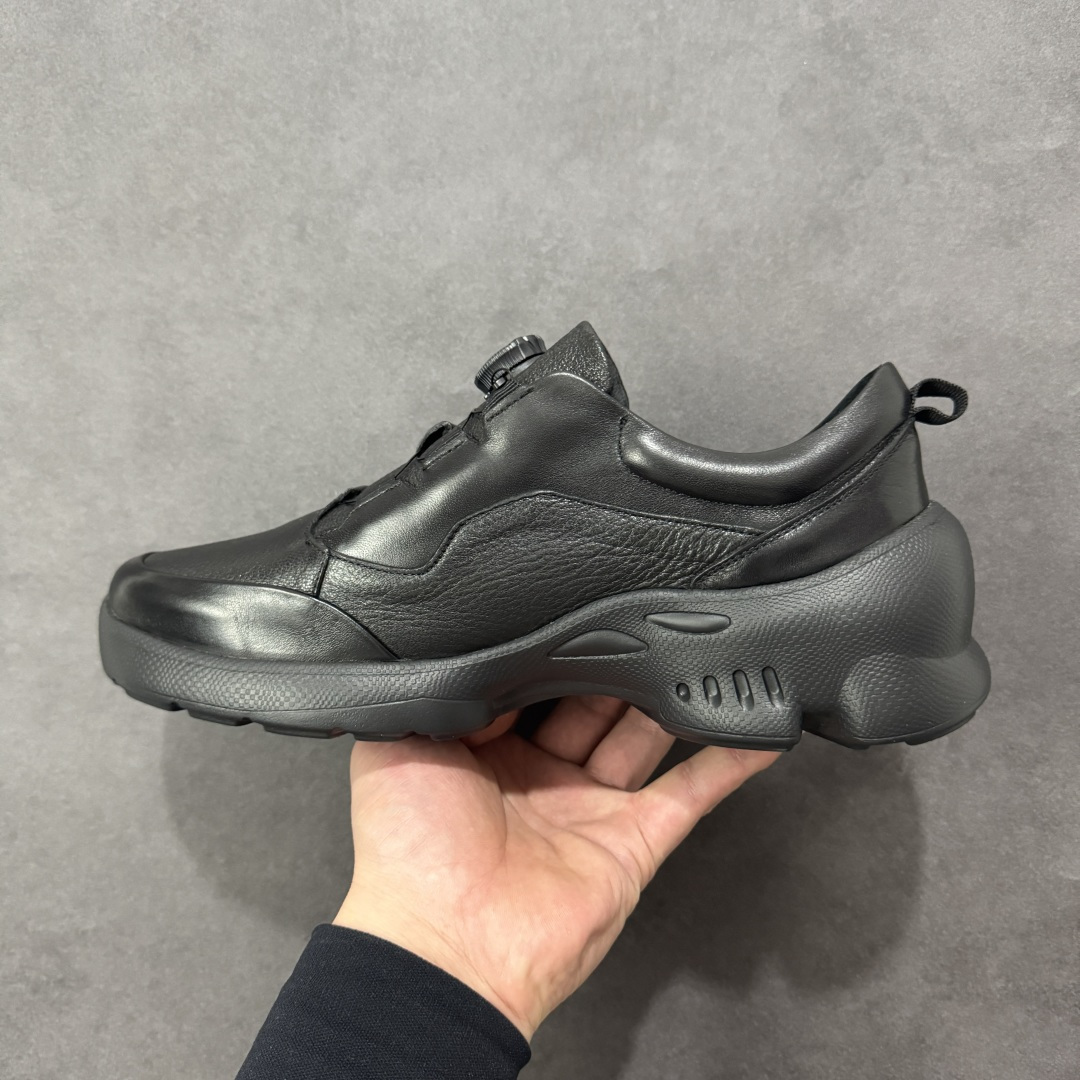 图片[2]-【公司级】ECCO爱步跑步鞋百搭舒适 秋冬新款厚底休闲运动鞋男鞋 灵动系列 黄景瑜同款 品质牛皮鞋面 轻盈柔韧 具有良好的透气性 细腻柔软 简约系带设计 可自由调节松紧 贴合脚型 PU泡沫橡胶大底 抓地力强 具有良好的防滑耐磨性 时尚简约 休闲百搭 尺码：39 40 41 42 43 44 （皮鞋码）-选品中心