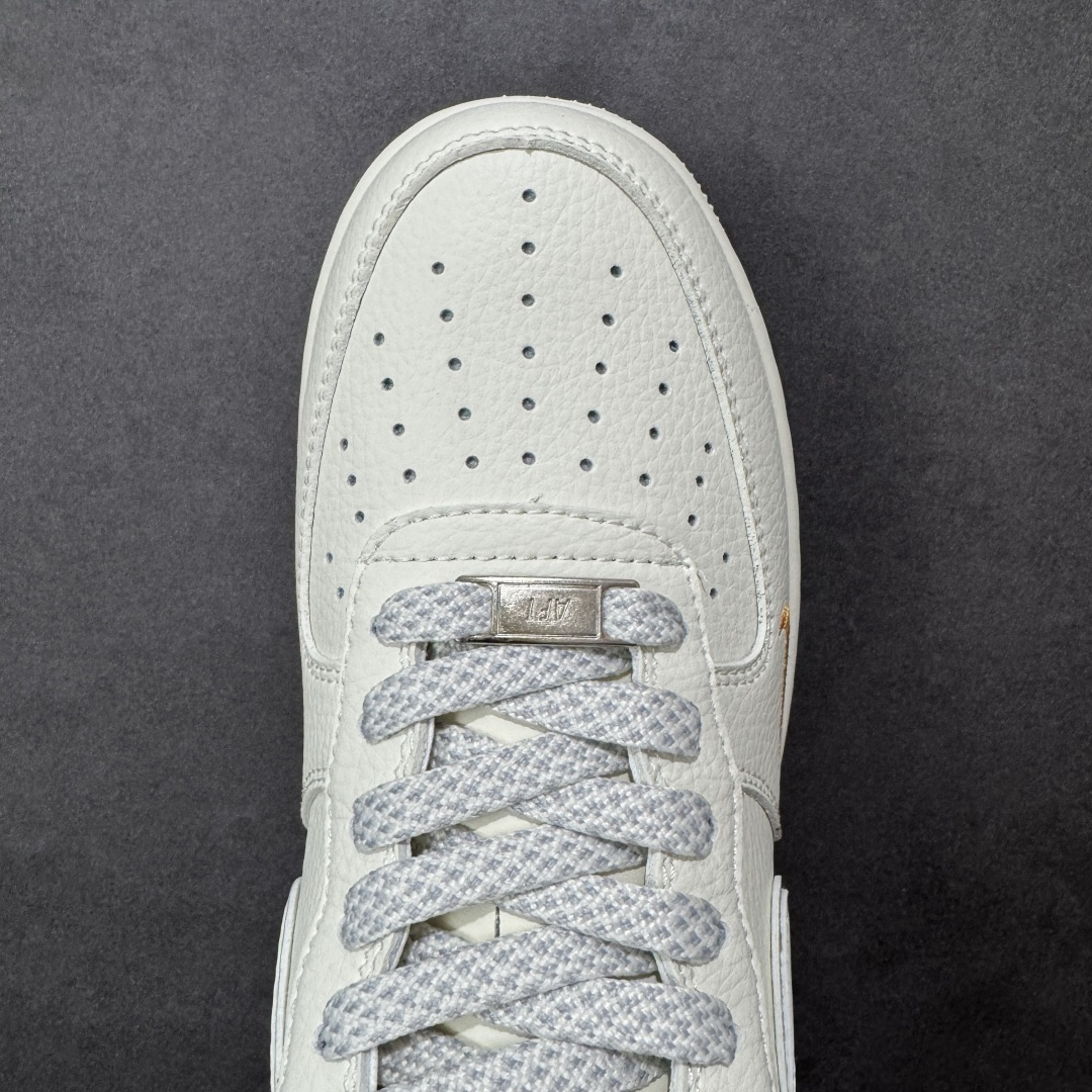 图片[8]-【定制版】NIke Air Force 1 \’07 Low “斯图西联名——米白小金勾”空军一号 低帮 运动鞋 休闲鞋 折边针车 工艺难度大 原楦头原纸板 原装鞋盒 定制五金配件 内置全掌气垫 原厂鞋底 货号：CS5288-058 尺码：36 36.5 37.5 38 38.5 39 40 40.5 41 42 42.5 43 44 44.5 45 编码：HXSB310320-选品中心