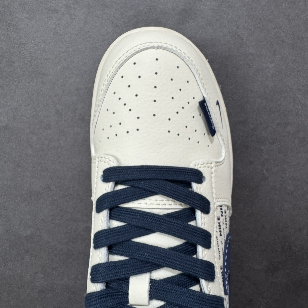图片[8]-【定制版】Nike SB Dunk Low “supreme联名——白蓝印花” 高端定制 低帮休闲板鞋 定制鞋盒 大厂纯原品质出货 超高清洁度 皮料切割干净无任何毛边 细节完美 货号：XD1588-238 尺码：36 36.5 37.5 38 38.5 39 40 40.5 41 42 42.5 43 44 44.5 45-选品中心