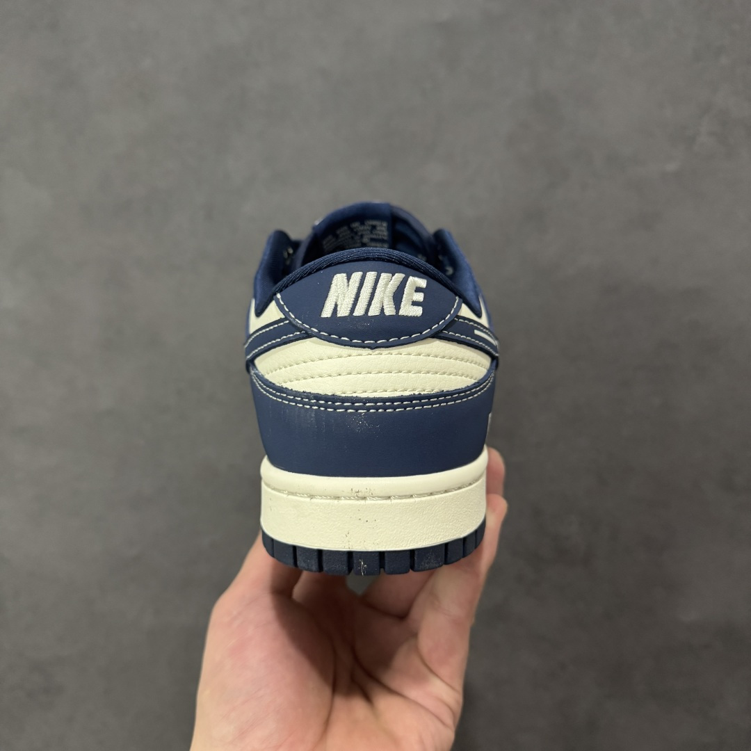图片[4]-【定制版】Nike SB Dunk Low “supreme联名——白蓝印花” 高端定制 低帮休闲板鞋 定制鞋盒 大厂纯原品质出货 超高清洁度 皮料切割干净无任何毛边 细节完美 货号：XD1588-238 尺码：36 36.5 37.5 38 38.5 39 40 40.5 41 42 42.5 43 44 44.5 45-选品中心