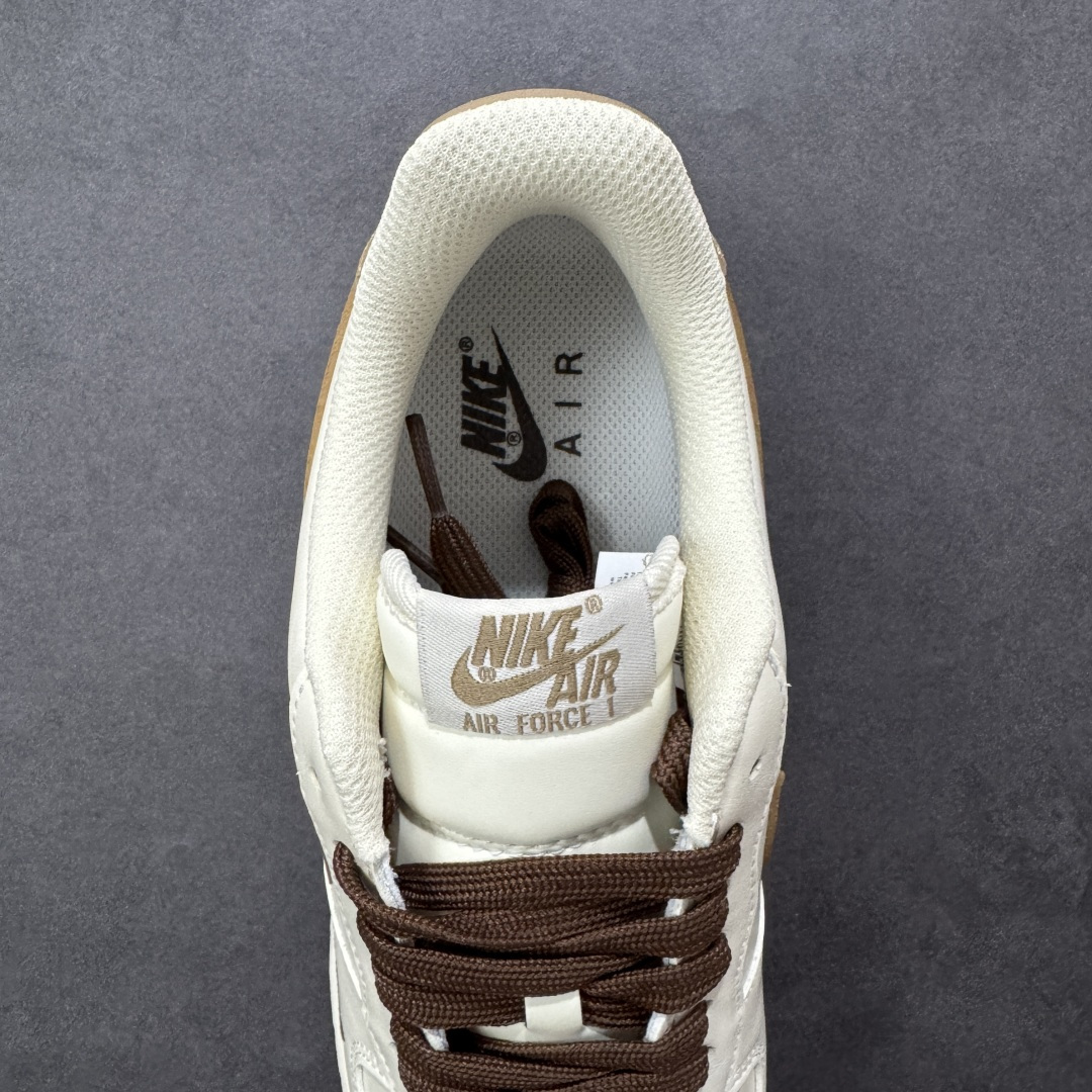 图片[7]-【定制版】NIke Air Force 1 \’07 Low 奶咖白棕三小勾 空军一号低帮 运动鞋 休闲鞋 折边针车 工艺难度大 原楦头原纸板 高端定制鞋盒 原厂鞋底 超高清洁度 细节完美 货号：NH0601-584 尺码：36 36.5 37.5 38 38.5 39 40 40.5 41 42 42.5 43 44 44.5 45 编码：HXSB310320-选品中心