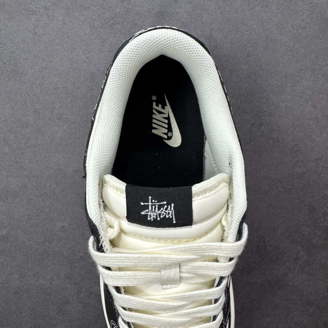 图片[7]-【定制版】Nike SB Dunk Low “斯图西联名——米黑创意勾” 高端定制 低帮休闲板鞋 定制鞋盒 大厂纯原品质出货 超高清洁度 皮料切割干净无任何毛边 细节完美 货号：QW5836-029 尺码：36 36.5 37.5 38 38.5 39 40 40.5 41 42 42.5 43 44 44.5 45 编码：HXSB330340-选品中心