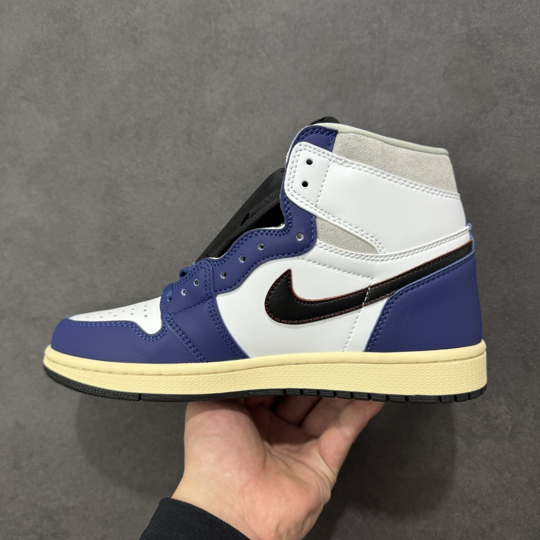 图片[2]-【清远TS版】Nike Air Jordan aj1 Retro High OG 百搭休闲文化运动篮球鞋 口碑AJ大厂出品 全系列原楦原纸板开发 原厂头层皮料加持 原厂定型后跟完美效果 裁片超高清洁度 针车 细节到位 性价比十足💪🏻 货号：DZ5485-100 尺码：36-48.5（半）-选品中心