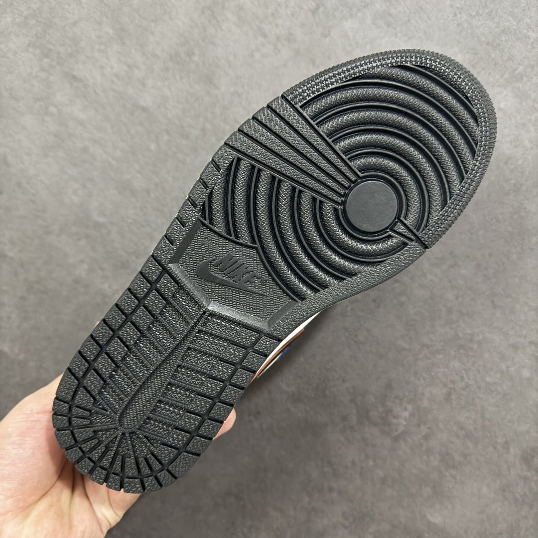 图片[9]-【清远TS版】Nike Air Jordan aj1 Retro High OG 百搭休闲文化运动篮球鞋 口碑AJ大厂出品 全系列原楦原纸板开发 原厂头层皮料加持 原厂定型后跟完美效果 裁片超高清洁度 针车 细节到位 性价比十足💪🏻 货号：DZ5485-100 尺码：36-48.5（半）-选品中心