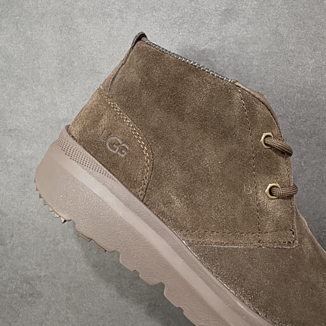 图片[6]-【SP顶级版】 平台外贸专供 UGG Burleigh Chukka 男士中帮雪地靴 1151773 原代工厂隆丰A级真羊毛皮一体完全遵循正平正品，精选A级羊皮毛一体材质，内里毛绒如云朵般包裹双脚，白带恒温属性一寒锁温抗冻，股季透气排湿，让双脚时刻处于干爽舒适的状态，轻量化设计搭配柔韧鞋底，每一步都似踩在软垫上，再加上贴合足型的弧度与足跟支撑，无论是居家休憩,外出通勤还是日常跑腿，全天行走也无负担。 从经典高筒靴到简约拖鞋，从基础中性色到潮流设计，既能与牛仔裤、卫衣打造随性日常，也能搭配裙子、男女同款更能轻松适配情侣穿搭。 优质羊皮毛天生耐磨损，搭配扎实工艺与防水科技加持，能抵御日常磨损与雨雪侵袭。一双穿数年仍能保持柔软质感💪🏻 尺码：39-45-选品中心