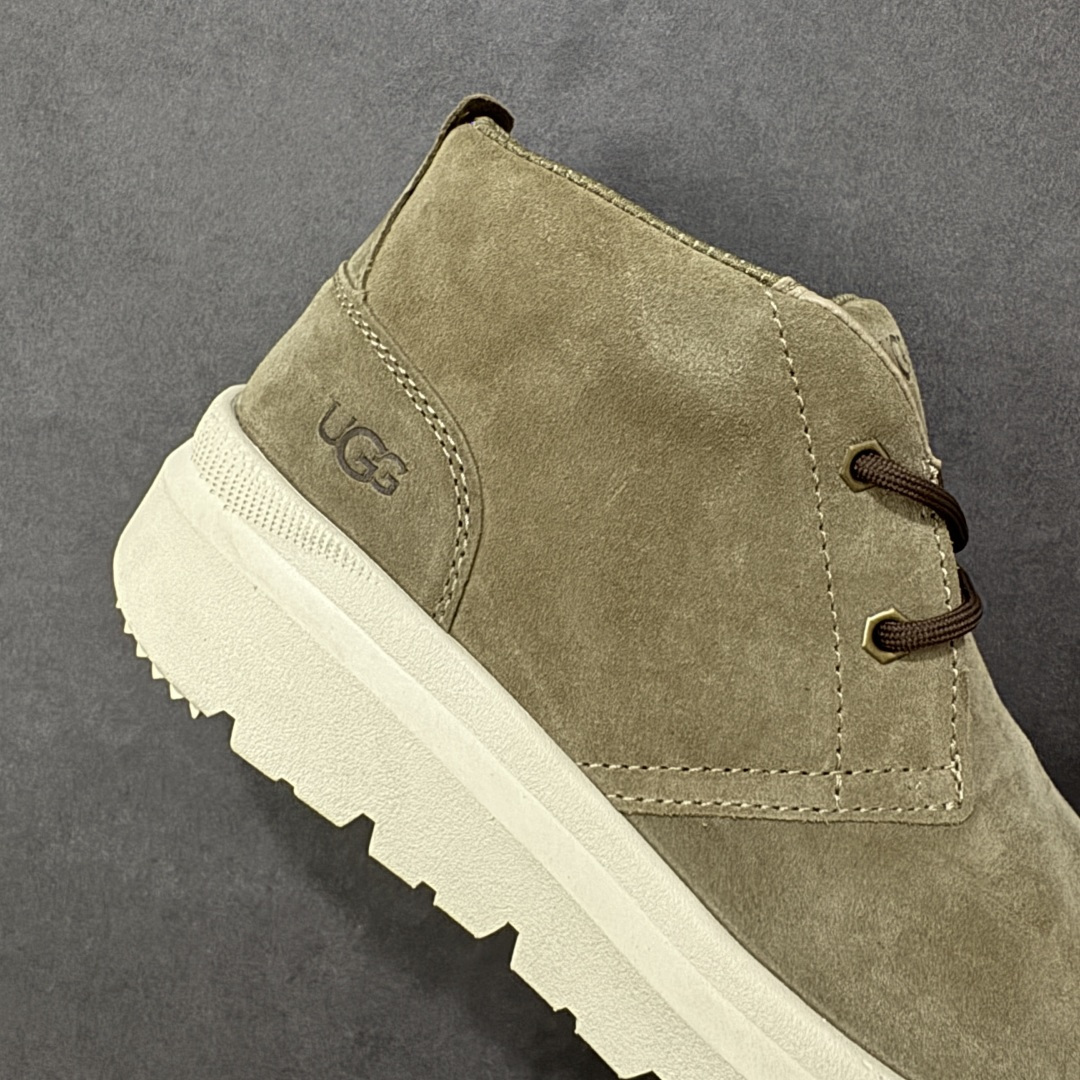 图片[6]-【SP顶级版】 平台外贸专供 UGG Burleigh Chukka 男士中帮雪地靴 1151773 原代工厂隆丰A级真羊毛皮一体完全遵循正平正品，精选A级羊皮毛一体材质，内里毛绒如云朵般包裹双脚，白带恒温属性一寒锁温抗冻，股季透气排湿，让双脚时刻处于干爽舒适的状态，轻量化设计搭配柔韧鞋底，每一步都似踩在软垫上，再加上贴合足型的弧度与足跟支撑，无论是居家休憩,外出通勤还是日常跑腿，全天行走也无负担。 从经典高筒靴到简约拖鞋，从基础中性色到潮流设计，既能与牛仔裤、卫衣打造随性日常，也能搭配裙子、男女同款更能轻松适配情侣穿搭。 优质羊皮毛天生耐磨损，搭配扎实工艺与防水科技加持，能抵御日常磨损与雨雪侵袭。一双穿数年仍能保持柔软质感💪🏻 尺码：39-45-选品中心