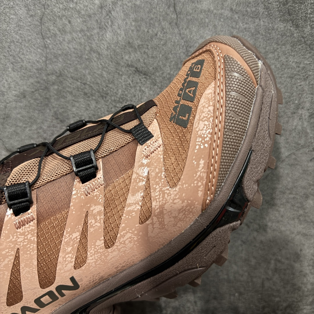 图片[6]-【莞产渠道】Salomon 萨洛蒙 XT-4 OG 复古机能跑鞋 咖啡棕 巧克力色 478771 经典户外产品 将初代XT 系列越野鞋面与重装徒步QUSET 4D中底融合呈现全新产品 鞋面拥有“SENSIFIT QUICKLACE ”双重组合 搭载 代表性的 4D ADVENCED CHASSIS 鞋底底盘 具备稳定 抓地 防护的综合特性 尺码：36 36.5 37.5 38 38.5 39 40 40.5 41 42 42.5 43 44 44.5 45-选品中心