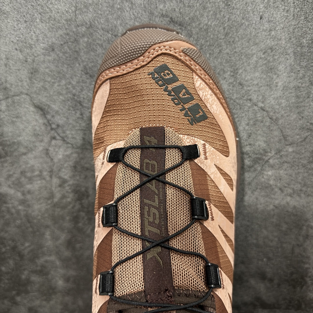 图片[5]-【莞产渠道】Salomon 萨洛蒙 XT-4 OG 复古机能跑鞋 咖啡棕 巧克力色 478771 经典户外产品 将初代XT 系列越野鞋面与重装徒步QUSET 4D中底融合呈现全新产品 鞋面拥有“SENSIFIT QUICKLACE ”双重组合 搭载 代表性的 4D ADVENCED CHASSIS 鞋底底盘 具备稳定 抓地 防护的综合特性 尺码：36 36.5 37.5 38 38.5 39 40 40.5 41 42 42.5 43 44 44.5 45-选品中心