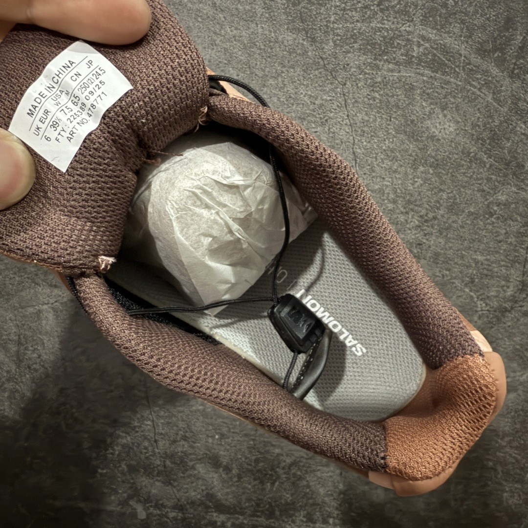 图片[7]-【莞产渠道】Salomon 萨洛蒙 XT-4 OG 复古机能跑鞋 咖啡棕 巧克力色 478771 经典户外产品 将初代XT 系列越野鞋面与重装徒步QUSET 4D中底融合呈现全新产品 鞋面拥有“SENSIFIT QUICKLACE ”双重组合 搭载 代表性的 4D ADVENCED CHASSIS 鞋底底盘 具备稳定 抓地 防护的综合特性 尺码：36 36.5 37.5 38 38.5 39 40 40.5 41 42 42.5 43 44 44.5 45-选品中心