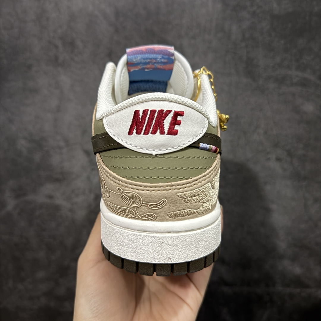图片[4]-【定制QF版】NK Dunk Pegasus Pack CNY 马年限定 防滑耐磨 耐克 舒适百搭 低帮板鞋 货号： IQ1118-220 尺码： 36 36.5 37.5 38 38.5 39 40 40.5 41 42 42.5 43 44 45-选品中心