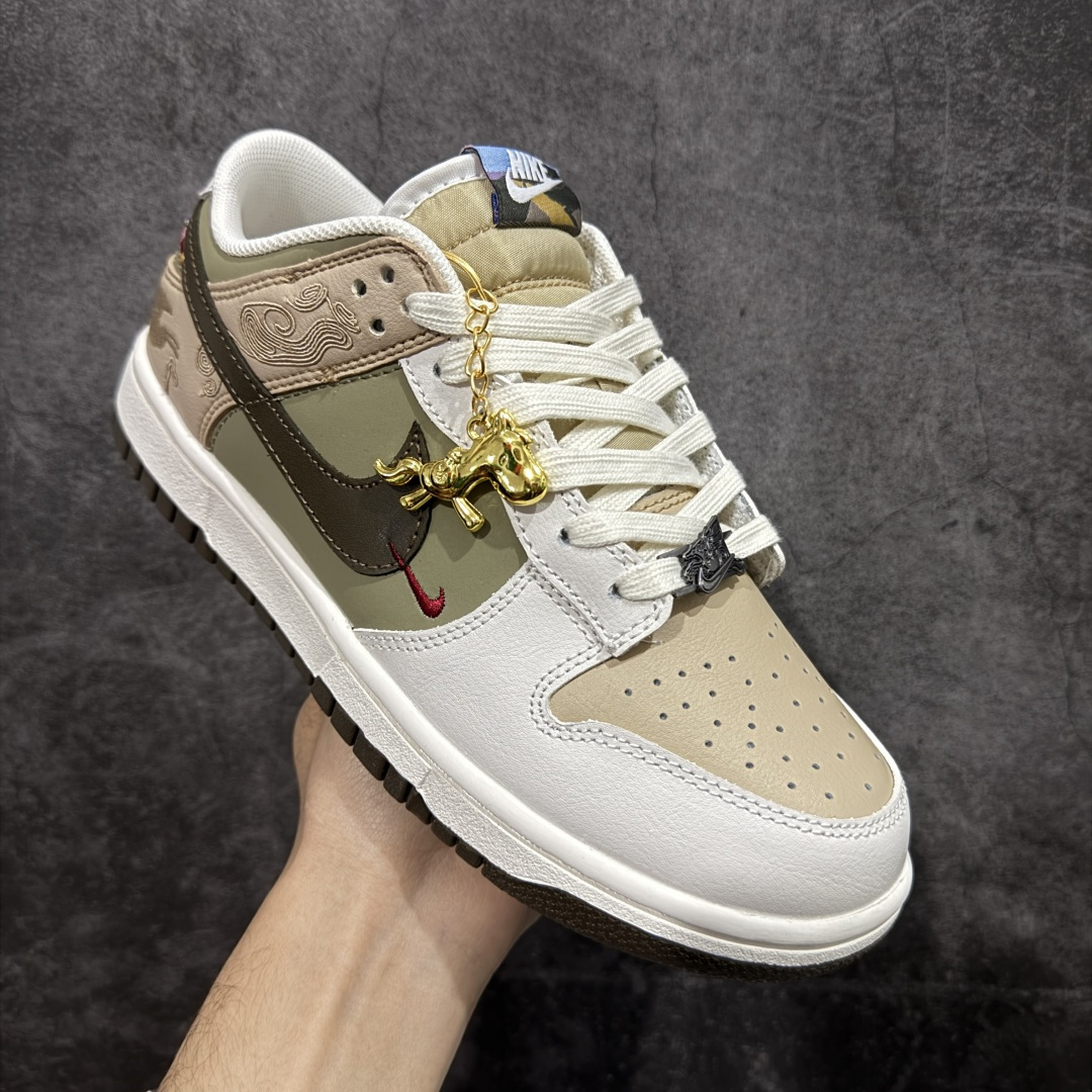 图片[3]-【定制QF版】NK Dunk Pegasus Pack CNY 马年限定 防滑耐磨 耐克 舒适百搭 低帮板鞋 货号： IQ1118-220 尺码： 36 36.5 37.5 38 38.5 39 40 40.5 41 42 42.5 43 44 45-选品中心