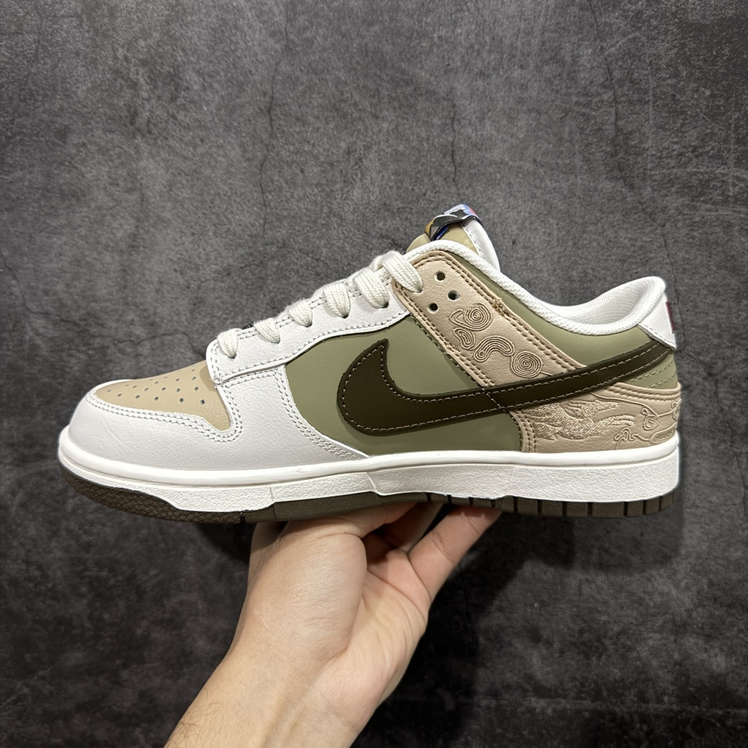 图片[2]-【定制QF版】NK Dunk Pegasus Pack CNY 马年限定 防滑耐磨 耐克 舒适百搭 低帮板鞋 货号： IQ1118-220 尺码： 36 36.5 37.5 38 38.5 39 40 40.5 41 42 42.5 43 44 45-选品中心