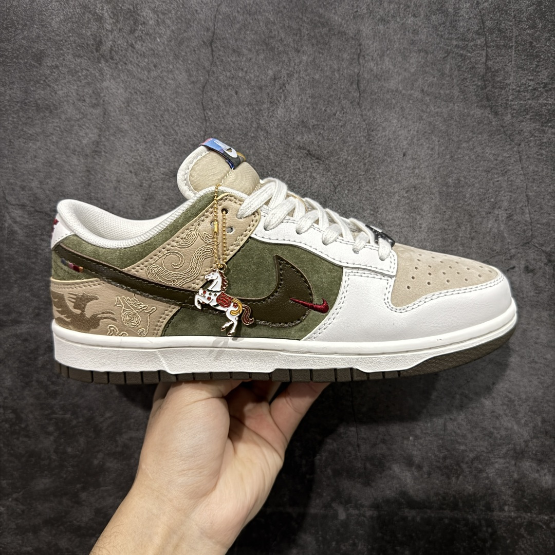 【升级Y版】NK Dunk Pegasus Pack CNY 马年限定 防滑耐磨 耐克 舒适百搭 低帮板鞋 货号： IQ1118-220 尺码： 36 36.5 37.5 38 38.5 39 40 40.5 41 42 42.5 43 44 45-选品中心