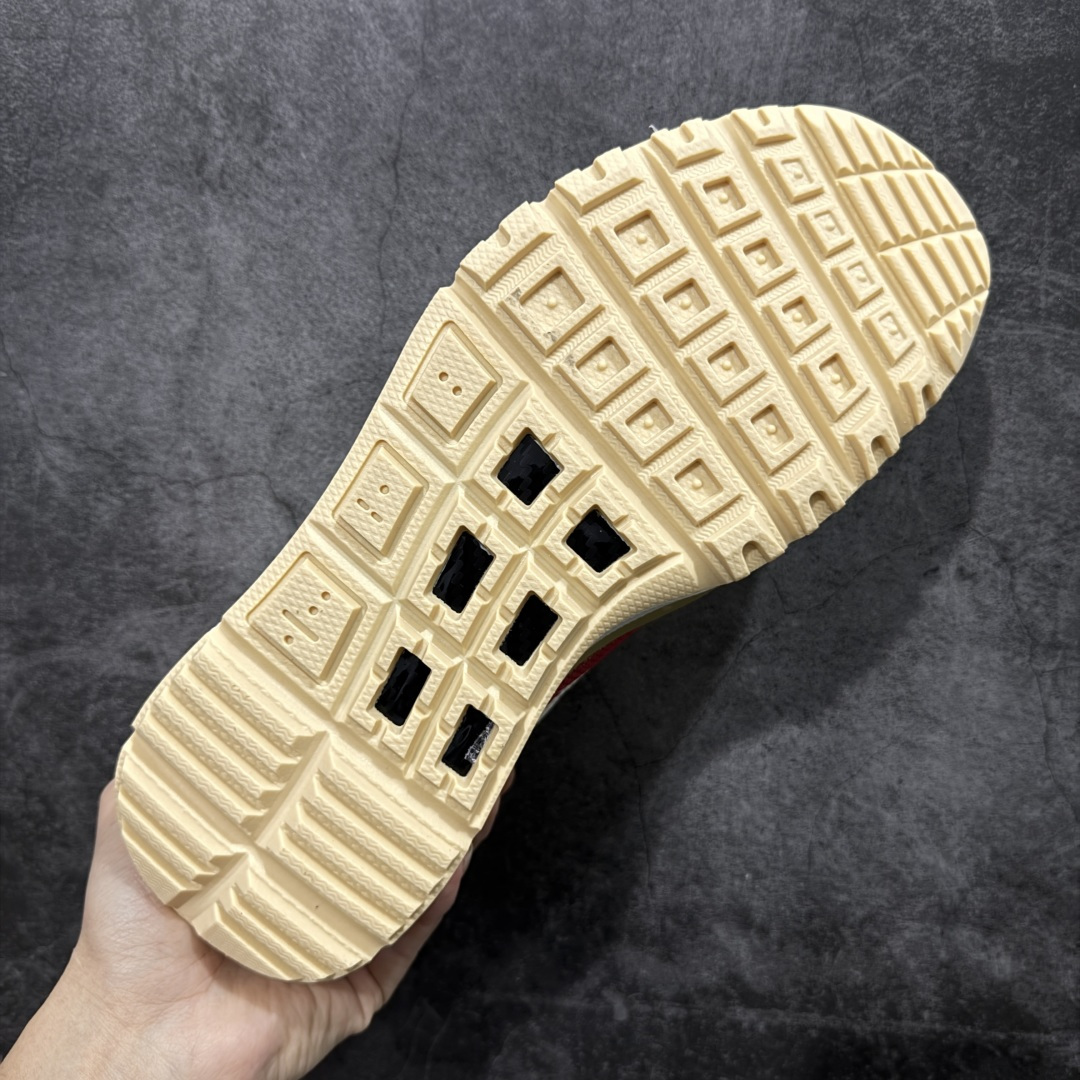 图片[9]-【先行首发版】Tom Sachs x NK Craft Mars Yard 2.0 联名宇航员神游太空百搭休闲运动透气慢跑鞋 复古做旧黄红勾 经过五年时间的等待，被视为神级球鞋之作的 Craft Mars Yard 终于以 2.0 的姿态回归。艺术家 Tom Sachs 在延续经典外观与配色组合的同时，将Craft Mars Yard 进行全面升级，以更加透气的涤纶经编针织网眼取代之前的特殊 Vectran 材质，并在鞋面上加入 X 型走线提高耐磨特性，而经过改良之后的 SFB 特种部队靴大底亦更加适合在城市环境着用，此外网面层和软木层的双内底设计更是为营造赤脚穿着体验特别优化 货号：IF2885 100 尺码：36 36.5 37.5 38 38.5 39 40 40.5 41 42 42.5 43 44 45 46-选品中心