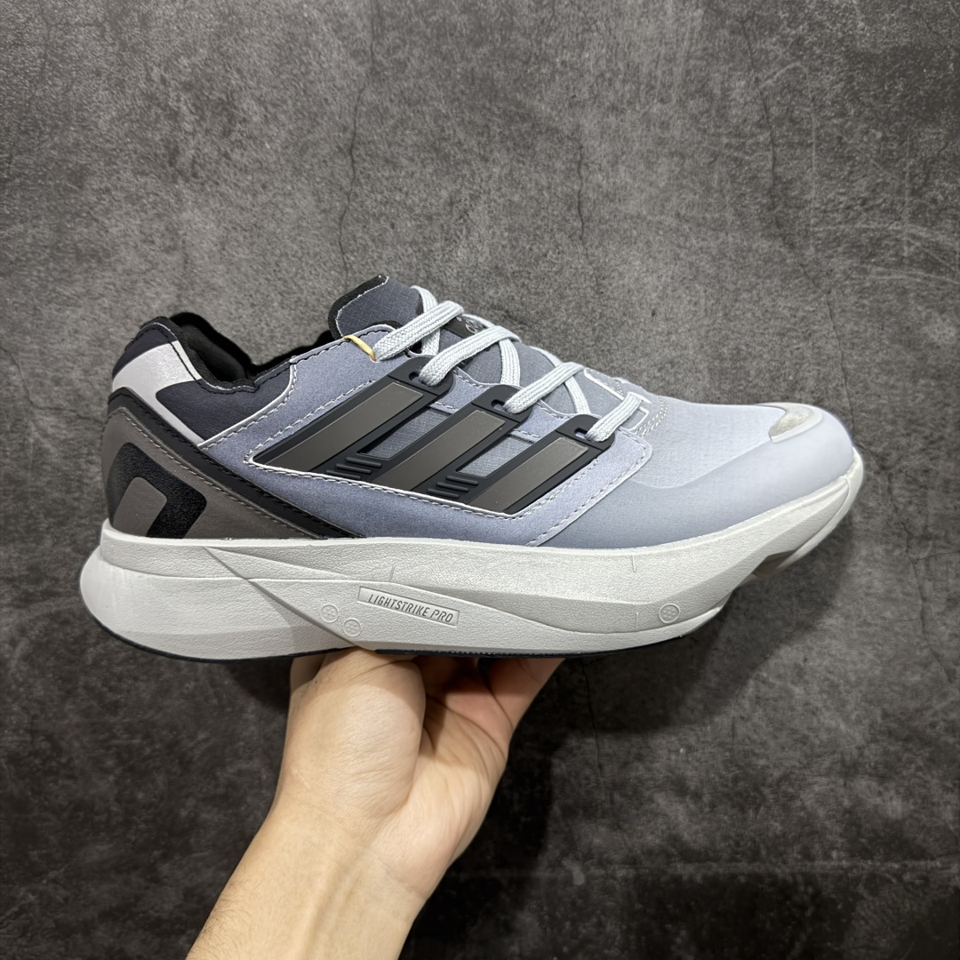 【HD纯原版】Adidas EQUIPMENT ADIOS PRO 舒适百搭耐磨 低帮 休闲跑步鞋 作为一款为精英跑者们量身定制的竞速跑鞋，adizero adios Pro凝聚了各大洲精英跑者们的智慧，他们为此参与了多次测试训练。包括杰普科斯盖(Joyciline Jepkosgei) 和朗克斯·基普鲁托 (Rhonex Kipruto）在内的精英跑者为开发这款跑鞋的原型，提供了一次又一次的反馈。最先进的技术与跑者的积极性和创造力相结合，可爆发出巨大的能量，使得一切皆有可能。阿迪达斯设计团队研究了各种色系，以释放这种无以言表的能量。 货号：JQ3270 尺码：36-46（半）-选品中心