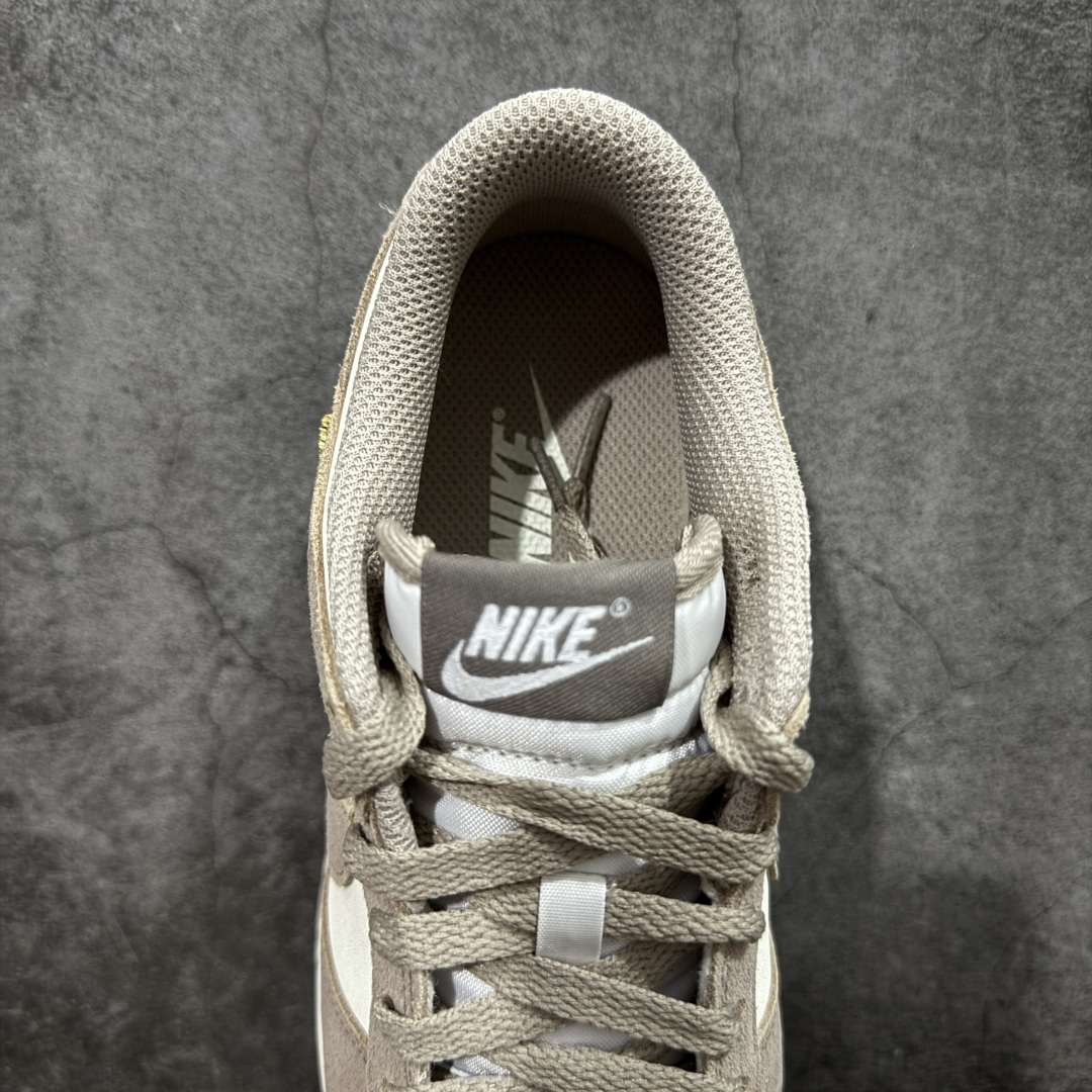 图片[8]-【CS纯原版】DUNK 官方新版双勾 马年限定🔥金勾浅白棕 马上发财❗️马上有钱❗️ 纯原大厂出品 顶级版本👏 原装头层材料 独家版型蒸餾加工 帶來的是更好的视觉和脚感体验 大厂纯原品质出货 清洁度 电绣工艺 皮料切割干净无任何毛边 细节完美 货号：IB4417-105 尺码：36 36.5 37.5 38 38.5 39 40 40.5 41 42 42.5 43 44 44.5 45 46-选品中心