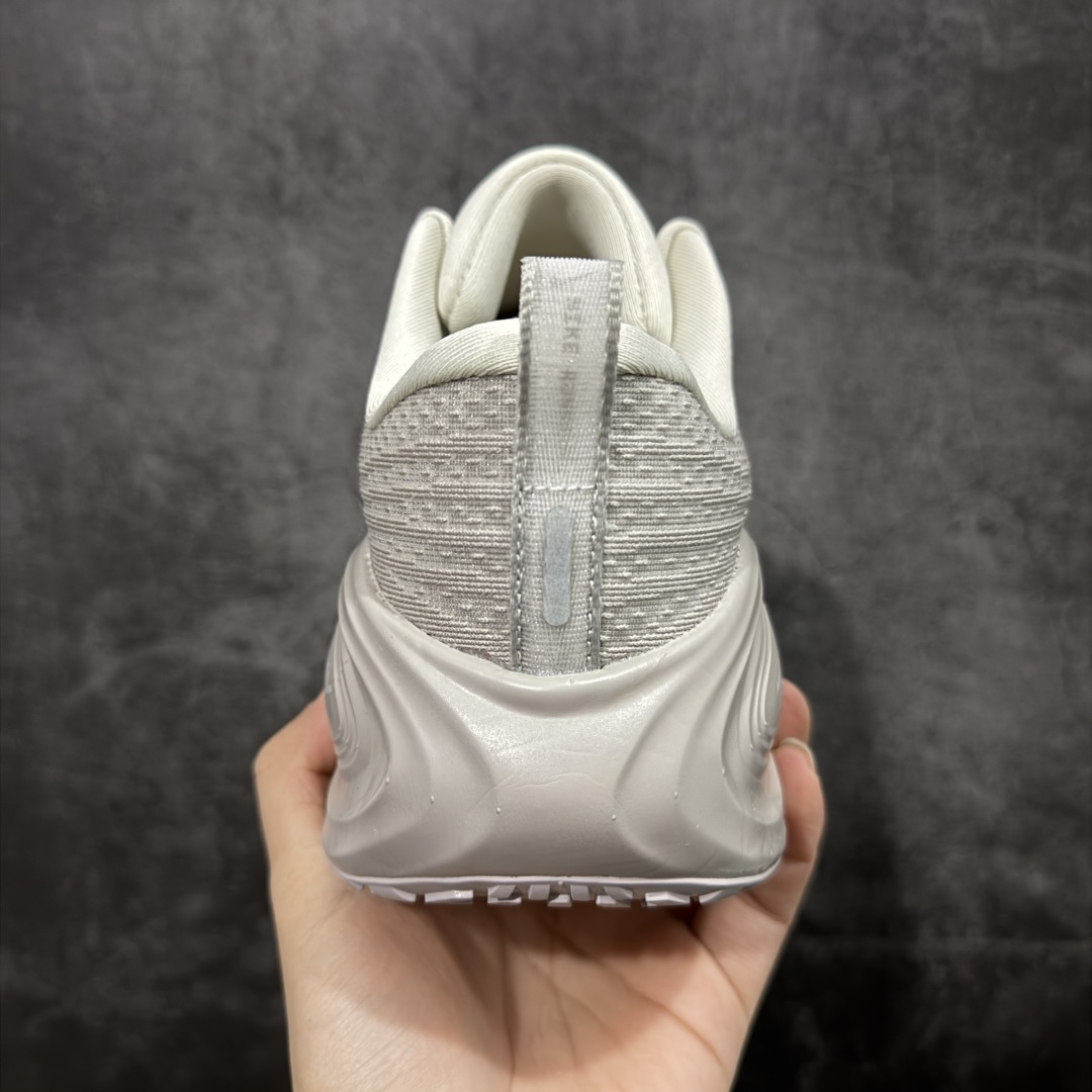 图片[4]-【XE纯原版】Nike Air Zoom Vomero Plus 全新科技运动跑鞋 HV8150-001    目前市场最强品质 原版购入开发 鞋面采用硅胶发泡立体印刷 临界ZOOM X泡棉超软弹大底 区别市场一体底 超高质检清洁度 一切材质配件均与原版一致 原楦原纸板开发 匹配原版98%以上 完美弧度版型 原厂鞋标 立体反光鞋盒标 鞋盒防撞海绵 高端玩家必推版本 高价零售必推版本 欢迎对比市面任意版本‼️ 这双鞋简直是时尚与科技的完美融合。 经典黑色鞋面，质感爆棚，搭配超亮眼的银色大勾子，瞬间成为街头焦点。不仅颜值在线，缓震性能更是一绝 不管是日常出街还是慢跑锻炼，都能给双脚极致舒适体验。  码数超全，39- 46 码任你选！别犹豫啦，穿上它，轻松走出潮流范，开启你的时尚运动新旅程！ 码段：39-46-选品中心