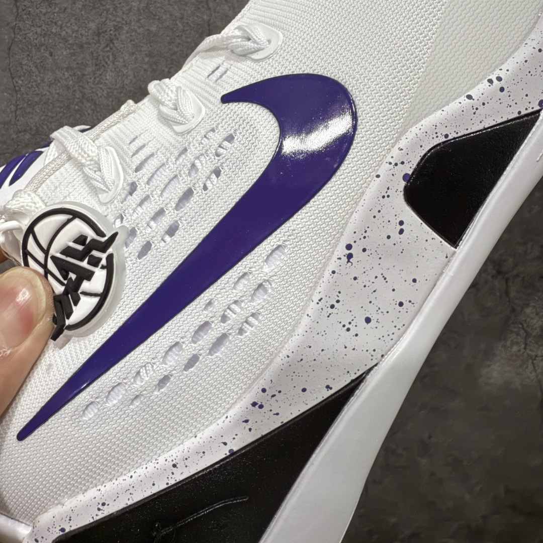 图片[4]-【灭世纯原】NK Kobe 9 Low EM PE 科比九代舒适减震防滑低帮篮球鞋 白紫 IH1401-100 ✅原楦打造灵动版型 鞋头➕腰身➕后跟 360°无死角 ✅原厂工艺3层立体编织flyknit鞋面 厚度同步ZP吊打市场“纯原” ✅原厂碳板加持 立体感区分市场货品 ✅区分市场货品🌪过验级拉帮细节 ✅内置全新复刻版中底鞋垫 REACT缓震 密度增加抗衰减 ✅针对海外市场增加 47.5 满足精英选手实战需求 最强科9 灭世制造 用实力让情怀落地 👊🏻 尺码：39 40 40.5 41 42 42.5 43 44 44.5 45 46 47.5-选品中心