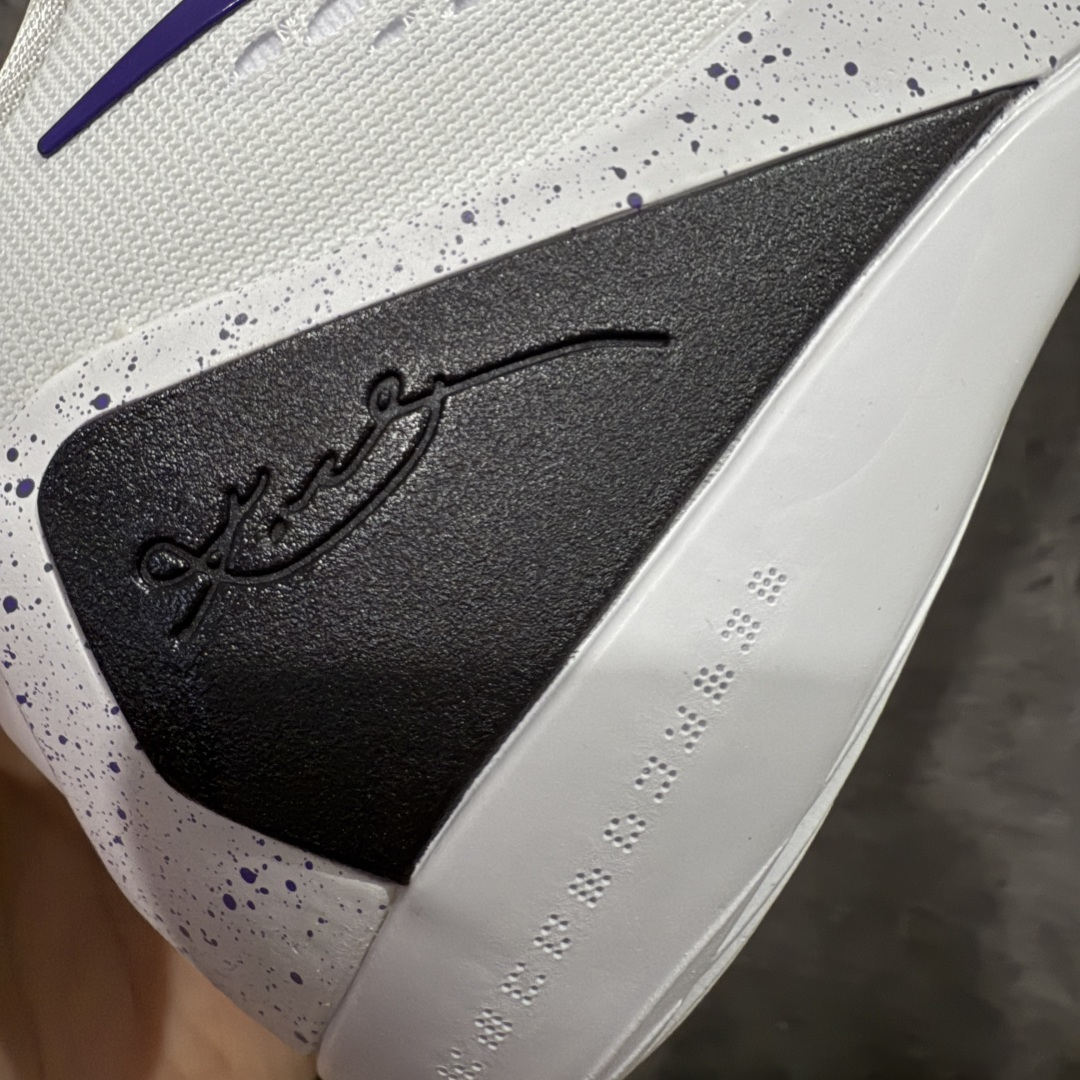 图片[3]-【灭世纯原】NK Kobe 9 Low EM PE 科比九代舒适减震防滑低帮篮球鞋 白紫 IH1401-100 ✅原楦打造灵动版型 鞋头➕腰身➕后跟 360°无死角 ✅原厂工艺3层立体编织flyknit鞋面 厚度同步ZP吊打市场“纯原” ✅原厂碳板加持 立体感区分市场货品 ✅区分市场货品🌪过验级拉帮细节 ✅内置全新复刻版中底鞋垫 REACT缓震 密度增加抗衰减 ✅针对海外市场增加 47.5 满足精英选手实战需求 最强科9 灭世制造 用实力让情怀落地 👊🏻 尺码：39 40 40.5 41 42 42.5 43 44 44.5 45 46 47.5-选品中心