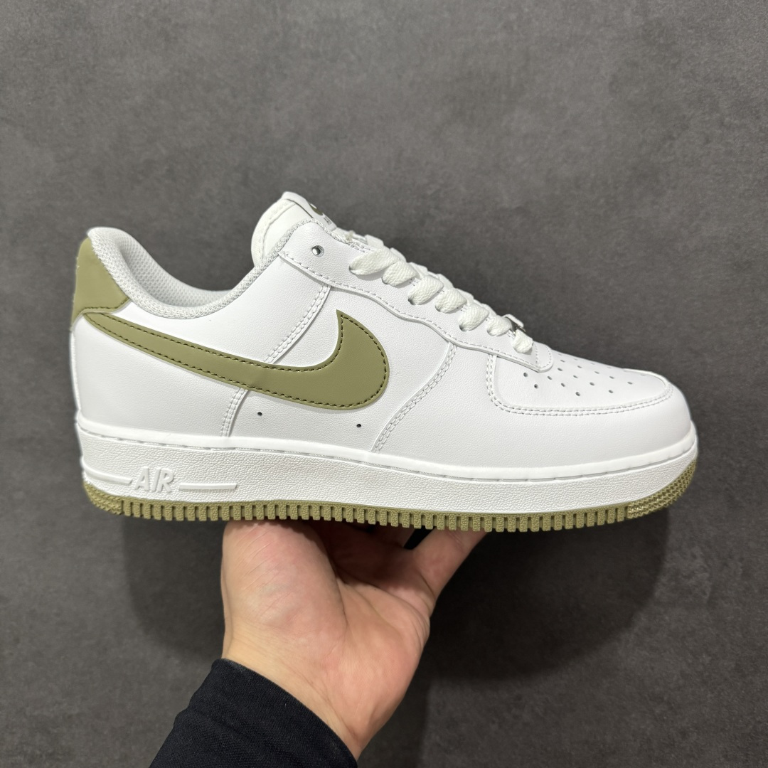 图片[9]-福利特价【GQ福利】Nike Air Force 1 Low 空军一号低帮运动休闲板鞋 原楦头原纸板 打造纯正空军版型 专注外贸渠道 全掌内置蜂窝气垫 原盒配件 原厂中底钢印、拉帮完美 尺码：36 36.5 37.5 38 38.5 39 40 40.5 41 42 42.5 43 44 44.5 45 编码：GQA160170-选品中心