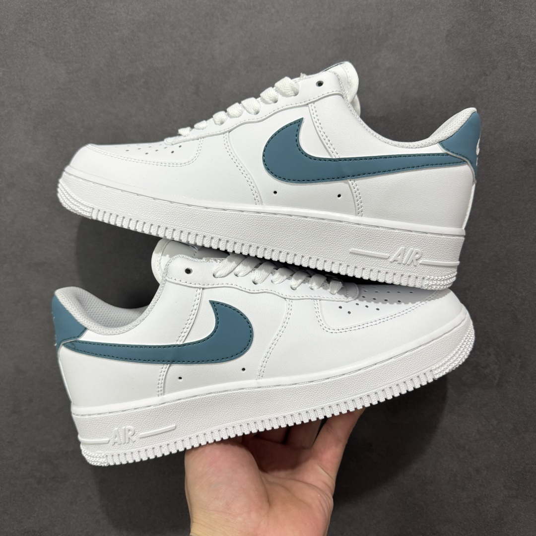图片[2]-福利特价【GQ福利】Nike Air Force 1 Low 空军一号低帮运动休闲板鞋 原楦头原纸板 打造纯正空军版型 专注外贸渠道 全掌内置蜂窝气垫 原盒配件 原厂中底钢印、拉帮完美 尺码：36 36.5 37.5 38 38.5 39 40 40.5 41 42 42.5 43 44 44.5 45 编码：GQA160170-选品中心