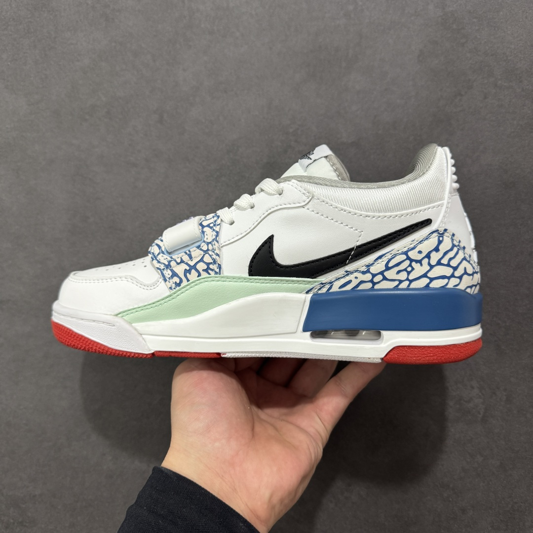 图片[2]-福利特价【GQ福利】Air Jordan Legacy AJ312 复古篮球鞋 市场最强独一档产物 全套原纸板楦头开发 原厂大底磨具加持立体防滑纹理 原档数据后跟TPU子母扣魔术贴 原装可视Air Sole气垫 原汁原味最完美的312代版型 唯一正确鞋头趴度弧度高度鞋身腰线 进口港宝加持 后跟自然饱满 全鞋荧光划线卡点 追求极致完美 每一双都是工艺品 多重QC质检 超越公司货的品控标准 实实在在的免检产品 鞋身采用了皮革材质打造 横跨鞋面的魔术贴十分吸睛 侧面的Swoosh Logo的一部分被鞋面遮挡了一部分 颇具玩味 魔术贴上标有NK标识 而鞋舌上是Jordan的经典红色飞翼Logo 后跟和鞋底均采用了AJ3的设计 后跟上同样也使用了经典的爆裂纹图案 货号：DV9127-101 尺码：36 36.5 37.5 38 38.5 39 40 40.5 41 42 42.5 43 44 44.5 45-选品中心