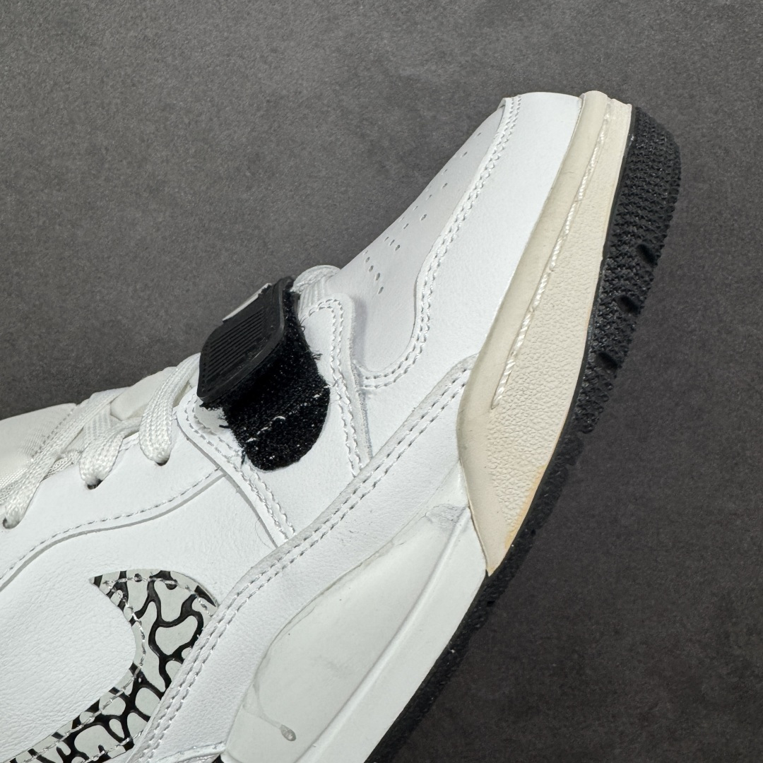 图片[5]-福利特价【GQ福利】Air Jordan Legacy AJ312 复古篮球鞋 市场最强独一档产物 全套原纸板楦头开发 原厂大底磨具加持立体防滑纹理 原档数据后跟TPU子母扣魔术贴 原装可视Air Sole气垫 原汁原味最完美的312代版型 唯一正确鞋头趴度弧度高度鞋身腰线 进口港宝加持 后跟自然饱满 全鞋荧光划线卡点 追求极致完美 每一双都是工艺品 多重QC质检 超越公司货的品控标准 实实在在的免检产品 鞋身采用了皮革材质打造 横跨鞋面的魔术贴十分吸睛 侧面的Swoosh Logo的一部分被鞋面遮挡了一部分 颇具玩味 魔术贴上标有NK标识 而鞋舌上是Jordan的经典红色飞翼Logo 后跟和鞋底均采用了AJ3的设计 后跟上同样也使用了经典的爆裂纹图案 货号：DV9127-101 尺码：36 36.5 37.5 38 38.5 39 40 40.5 41 42 42.5 43 44 44.5 45-选品中心