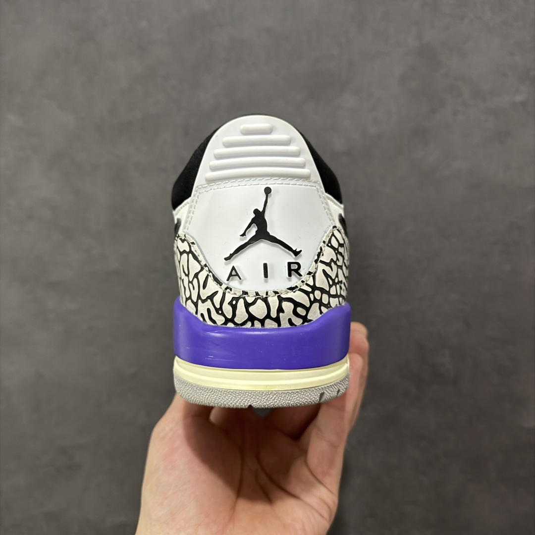 图片[4]-福利特价【GQ福利】Air Jordan Legacy AJ312 复古篮球鞋 市场最强独一档产物 全套原纸板楦头开发 原厂大底磨具加持立体防滑纹理 原档数据后跟TPU子母扣魔术贴 原装可视Air Sole气垫 原汁原味最完美的312代版型 唯一正确鞋头趴度弧度高度鞋身腰线 进口港宝加持 后跟自然饱满 全鞋荧光划线卡点 追求极致完美 每一双都是工艺品 多重QC质检 超越公司货的品控标准 实实在在的免检产品 鞋身采用了皮革材质打造 横跨鞋面的魔术贴十分吸睛 侧面的Swoosh Logo的一部分被鞋面遮挡了一部分 颇具玩味 魔术贴上标有NK标识 而鞋舌上是Jordan的经典红色飞翼Logo 后跟和鞋底均采用了AJ3的设计 后跟上同样也使用了经典的爆裂纹图案 货号：DV9127-101 尺码：36 36.5 37.5 38 38.5 39 40 40.5 41 42 42.5 43 44 44.5 45-选品中心