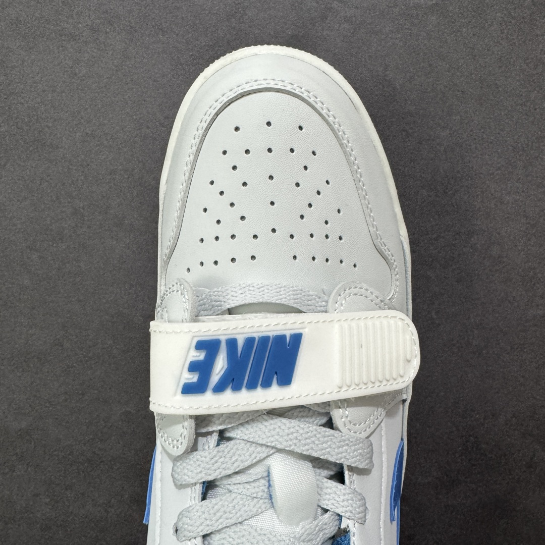 图片[8]-福利特价【GQ福利】Air Jordan Legacy AJ312 复古篮球鞋 市场最强独一档产物 全套原纸板楦头开发 原厂大底磨具加持立体防滑纹理 原档数据后跟TPU子母扣魔术贴 原装可视Air Sole气垫 原汁原味最完美的312代版型 唯一正确鞋头趴度弧度高度鞋身腰线 进口港宝加持 后跟自然饱满 全鞋荧光划线卡点 追求极致完美 每一双都是工艺品 多重QC质检 超越公司货的品控标准 实实在在的免检产品 鞋身采用了皮革材质打造 横跨鞋面的魔术贴十分吸睛 侧面的Swoosh Logo的一部分被鞋面遮挡了一部分 颇具玩味 魔术贴上标有NK标识 而鞋舌上是Jordan的经典红色飞翼Logo 后跟和鞋底均采用了AJ3的设计 后跟上同样也使用了经典的爆裂纹图案 货号：DV9127-101 尺码：36 36.5 37.5 38 38.5 39 40 40.5 41 42 42.5 43 44 44.5 45-选品中心