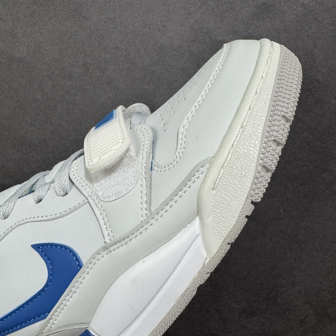 图片[5]-福利特价【GQ福利】Air Jordan Legacy AJ312 复古篮球鞋 市场最强独一档产物 全套原纸板楦头开发 原厂大底磨具加持立体防滑纹理 原档数据后跟TPU子母扣魔术贴 原装可视Air Sole气垫 原汁原味最完美的312代版型 唯一正确鞋头趴度弧度高度鞋身腰线 进口港宝加持 后跟自然饱满 全鞋荧光划线卡点 追求极致完美 每一双都是工艺品 多重QC质检 超越公司货的品控标准 实实在在的免检产品 鞋身采用了皮革材质打造 横跨鞋面的魔术贴十分吸睛 侧面的Swoosh Logo的一部分被鞋面遮挡了一部分 颇具玩味 魔术贴上标有NK标识 而鞋舌上是Jordan的经典红色飞翼Logo 后跟和鞋底均采用了AJ3的设计 后跟上同样也使用了经典的爆裂纹图案 货号：DV9127-101 尺码：36 36.5 37.5 38 38.5 39 40 40.5 41 42 42.5 43 44 44.5 45-选品中心