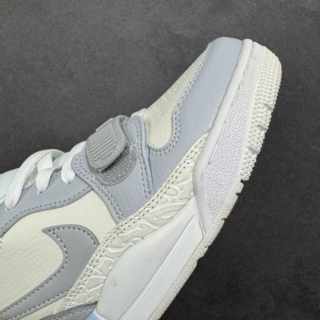 图片[5]-福利特价【GQ福利】Air Jordan Legacy AJ312 复古篮球鞋 市场最强独一档产物 全套原纸板楦头开发 原厂大底磨具加持立体防滑纹理 原档数据后跟TPU子母扣魔术贴 原装可视Air Sole气垫 原汁原味最完美的312代版型 唯一正确鞋头趴度弧度高度鞋身腰线 进口港宝加持 后跟自然饱满 全鞋荧光划线卡点 追求极致完美 每一双都是工艺品 多重QC质检 超越公司货的品控标准 实实在在的免检产品 鞋身采用了皮革材质打造 横跨鞋面的魔术贴十分吸睛 侧面的Swoosh Logo的一部分被鞋面遮挡了一部分 颇具玩味 魔术贴上标有NK标识 而鞋舌上是Jordan的经典红色飞翼Logo 后跟和鞋底均采用了AJ3的设计 后跟上同样也使用了经典的爆裂纹图案 货号：DV9127-101 尺码：36 36.5 37.5 38 38.5 39 40 40.5 41 42 42.5 43 44 44.5 45-选品中心