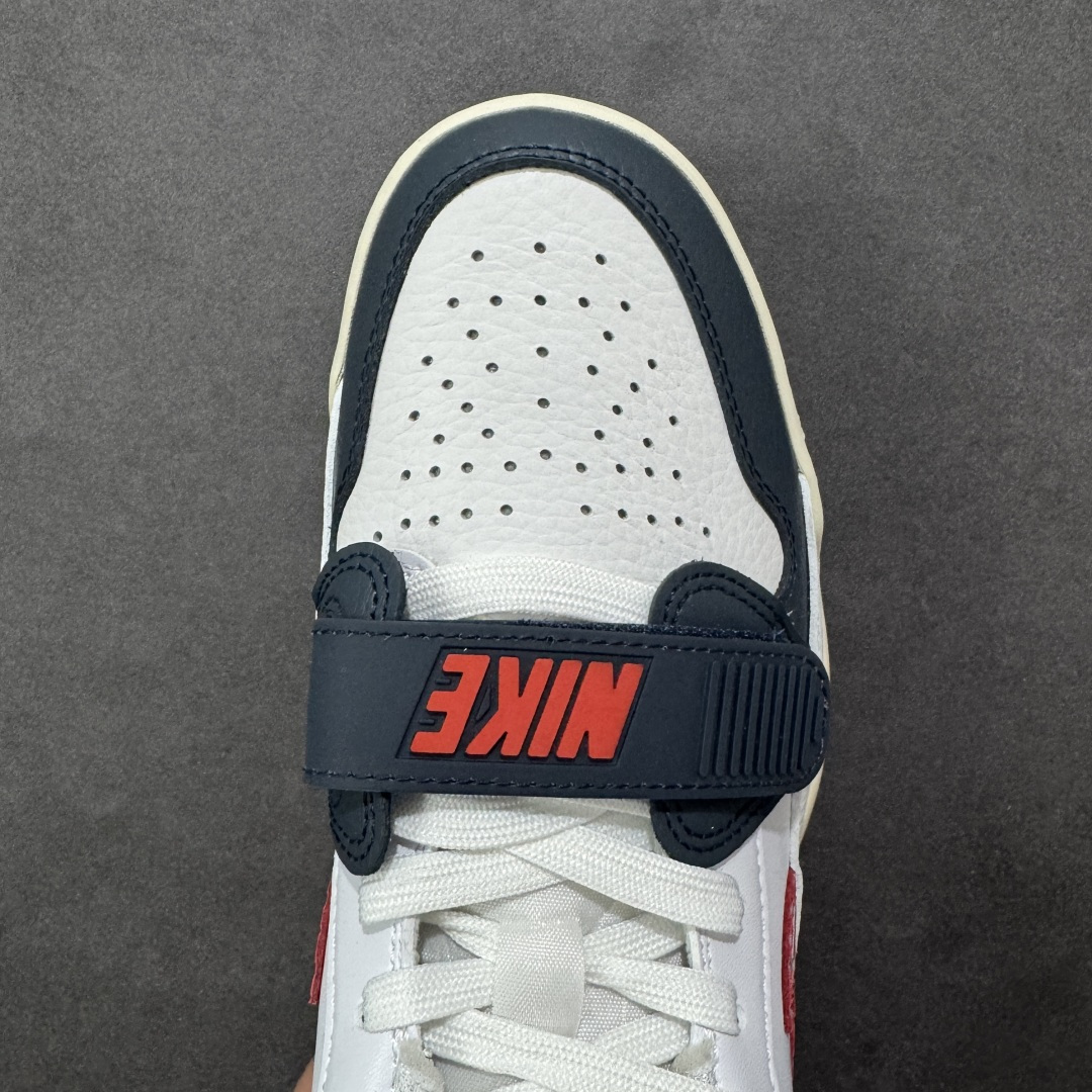 图片[8]-福利特价【GQ福利】Air Jordan Legacy AJ312 复古篮球鞋 市场最强独一档产物 全套原纸板楦头开发 原厂大底磨具加持立体防滑纹理 原档数据后跟TPU子母扣魔术贴 原装可视Air Sole气垫 原汁原味最完美的312代版型 唯一正确鞋头趴度弧度高度鞋身腰线 进口港宝加持 后跟自然饱满 全鞋荧光划线卡点 追求极致完美 每一双都是工艺品 多重QC质检 超越公司货的品控标准 实实在在的免检产品 鞋身采用了皮革材质打造 横跨鞋面的魔术贴十分吸睛 侧面的Swoosh Logo的一部分被鞋面遮挡了一部分 颇具玩味 魔术贴上标有NK标识 而鞋舌上是Jordan的经典红色飞翼Logo 后跟和鞋底均采用了AJ3的设计 后跟上同样也使用了经典的爆裂纹图案 货号：DV9127-101 尺码：36 36.5 37.5 38 38.5 39 40 40.5 41 42 42.5 43 44 44.5 45-选品中心